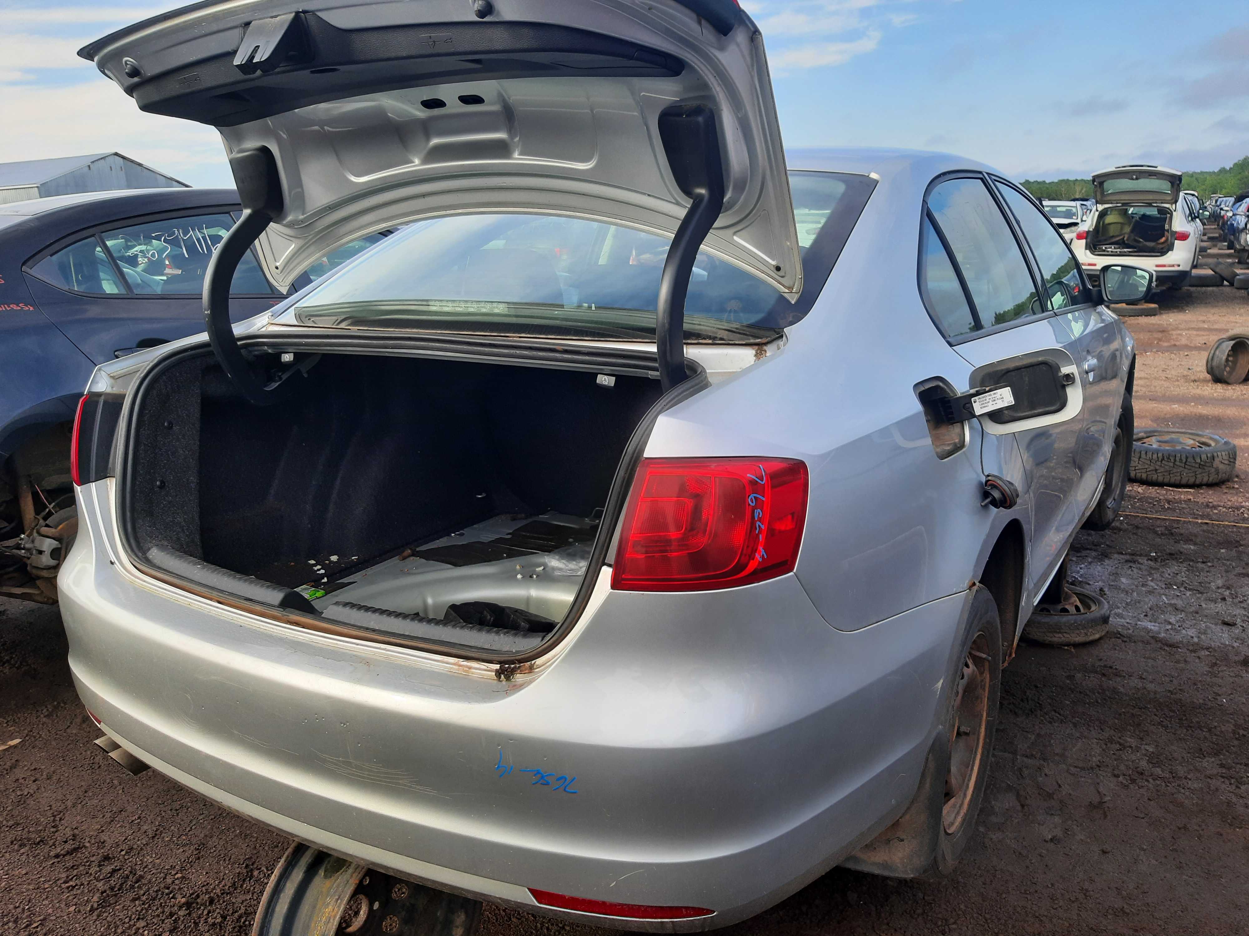 VOLKSWAGEN JETTA 2014