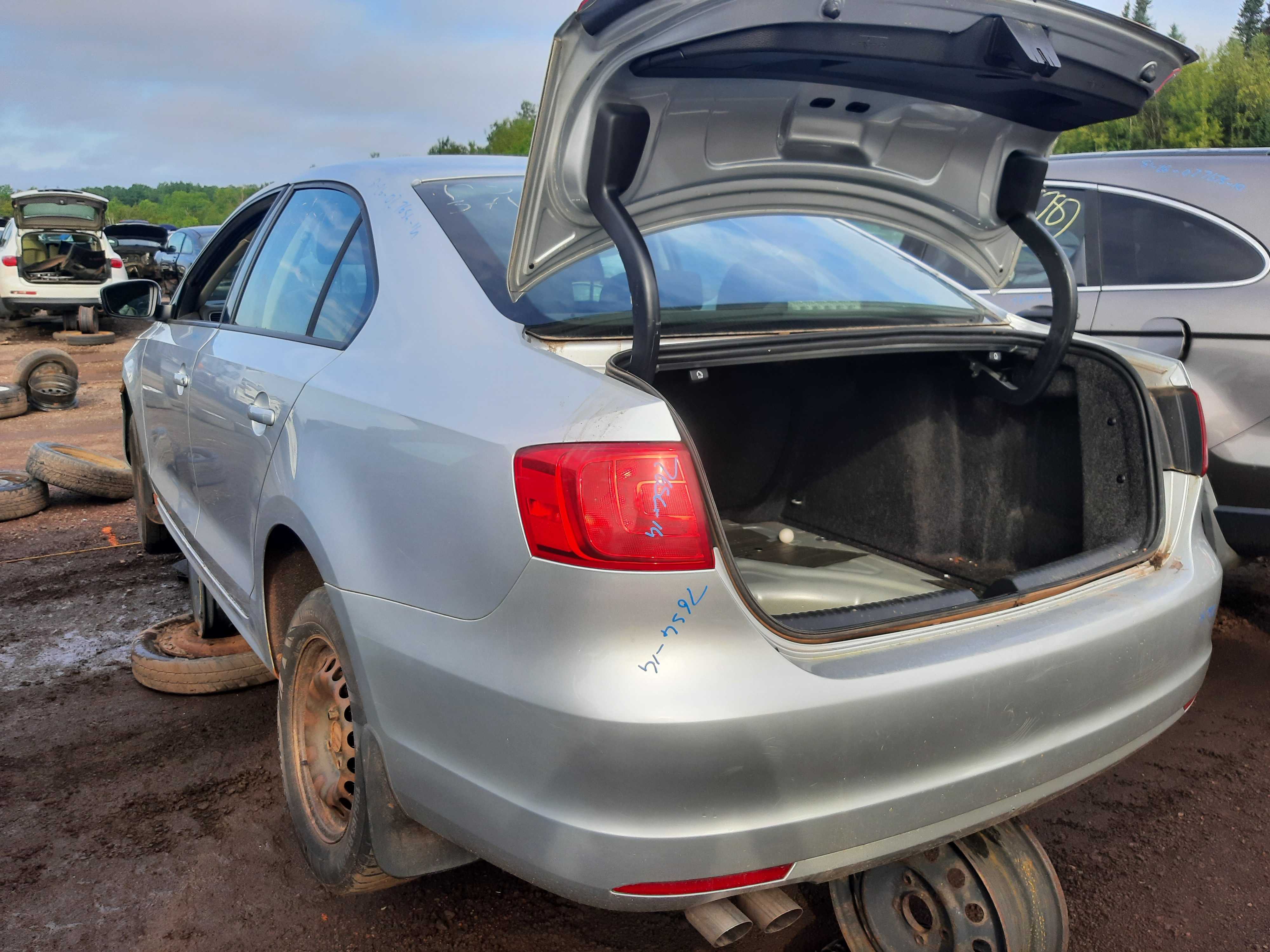 VOLKSWAGEN JETTA 2014