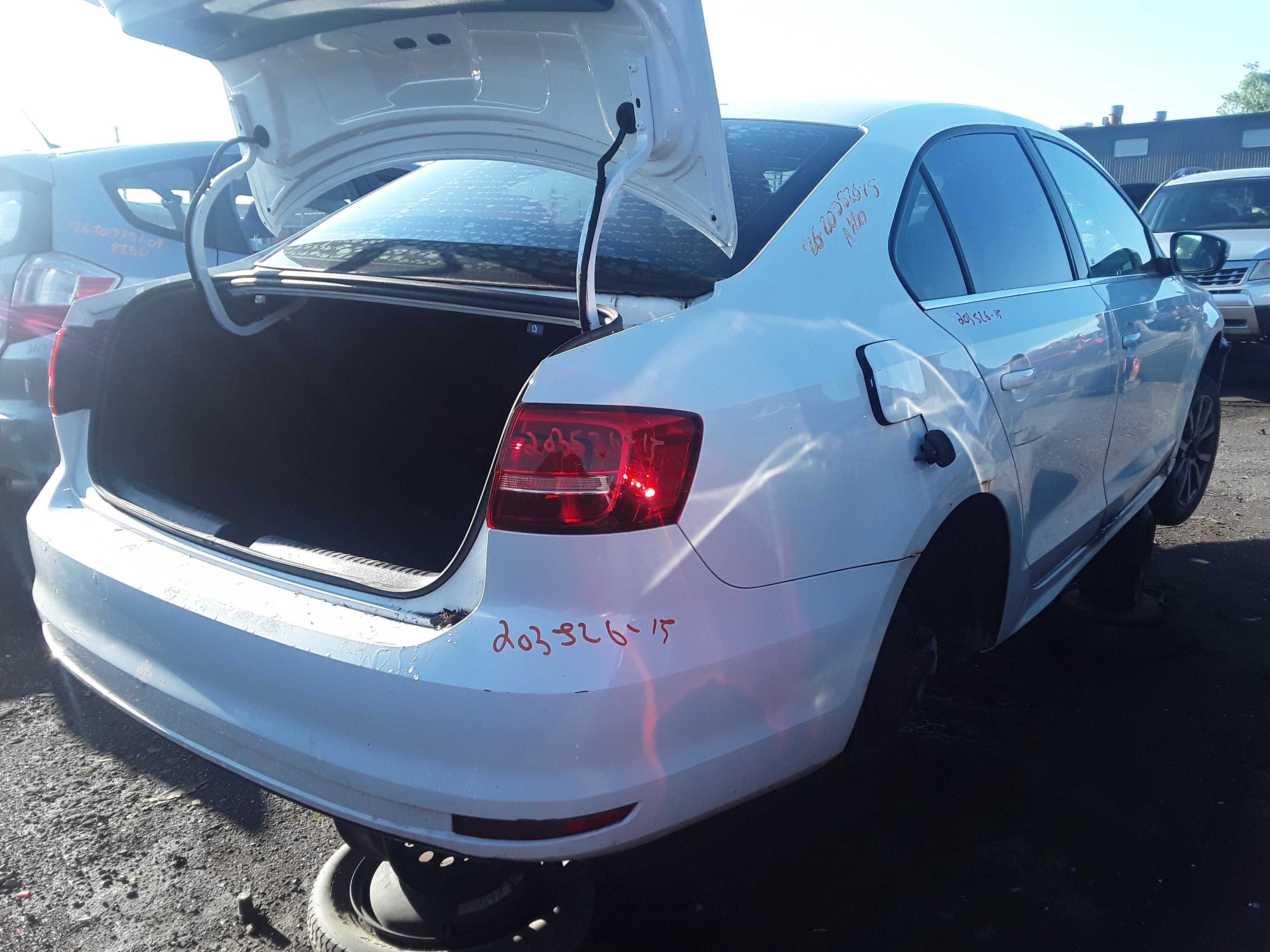 VOLKSWAGEN JETTA 2015