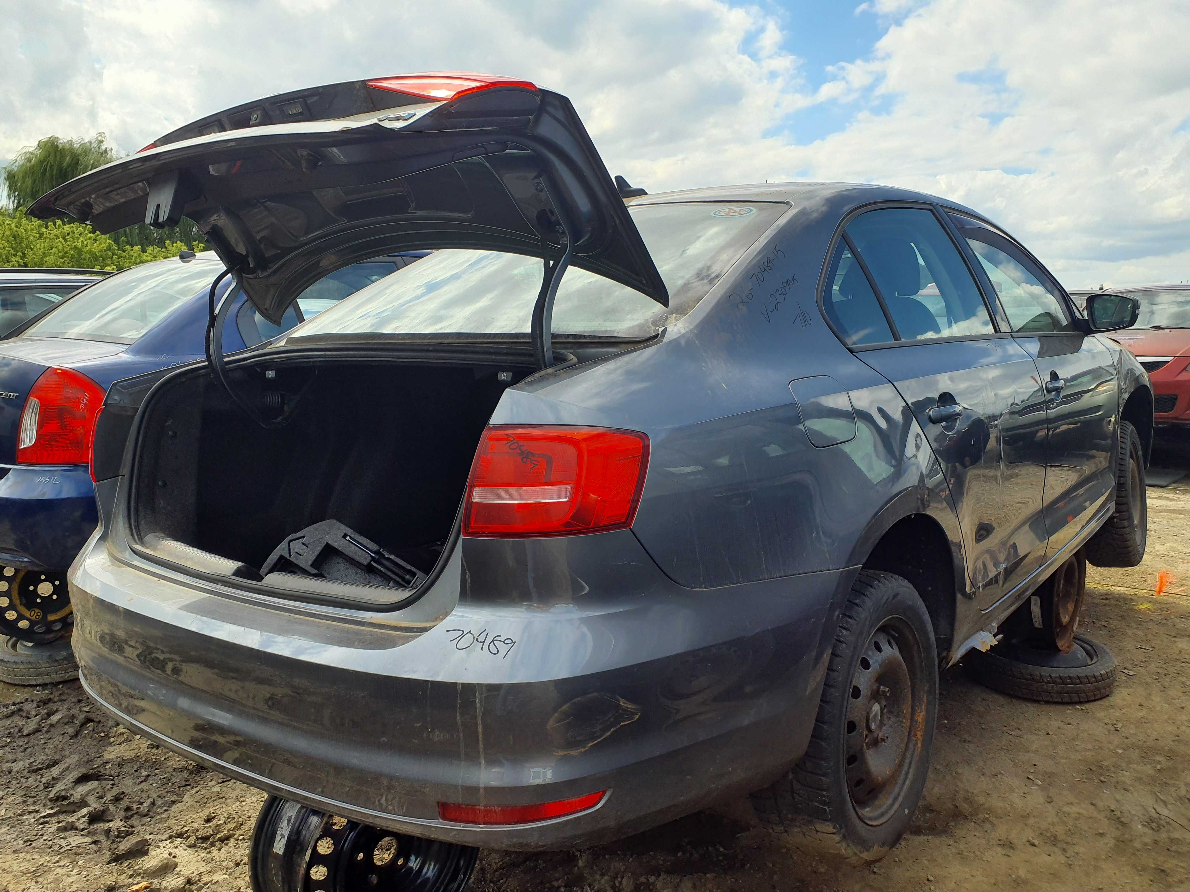 VOLKSWAGEN JETTA 2015