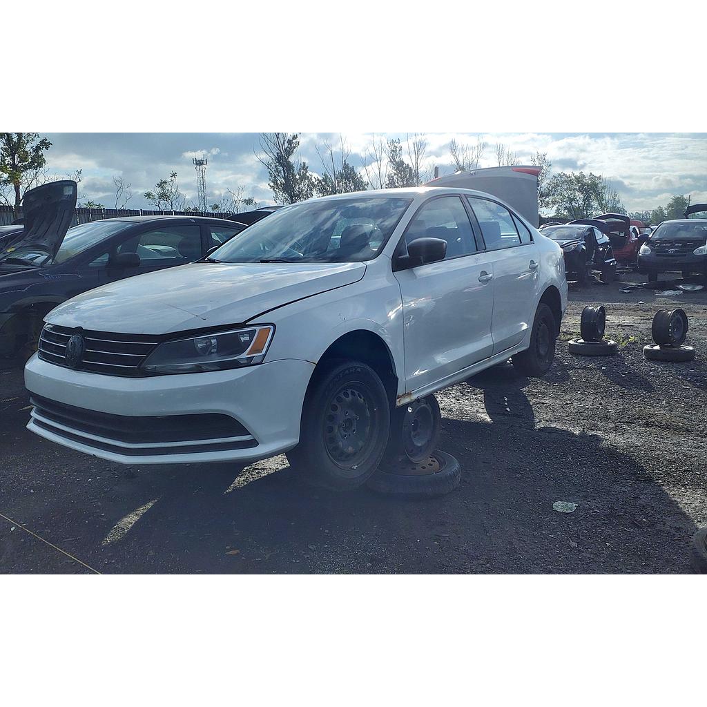 VOLKSWAGEN JETTA 2015