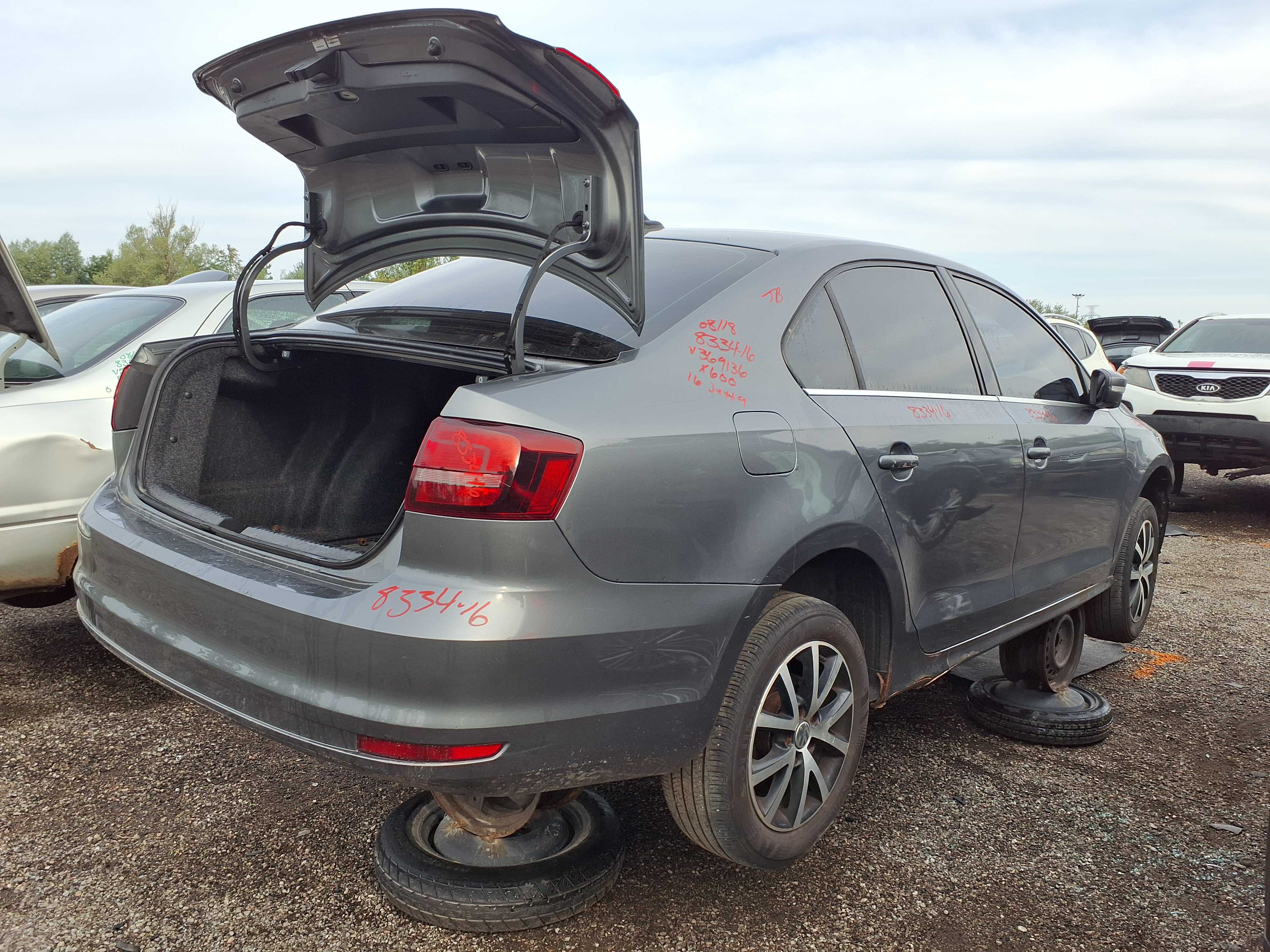 VOLKSWAGEN JETTA 2016