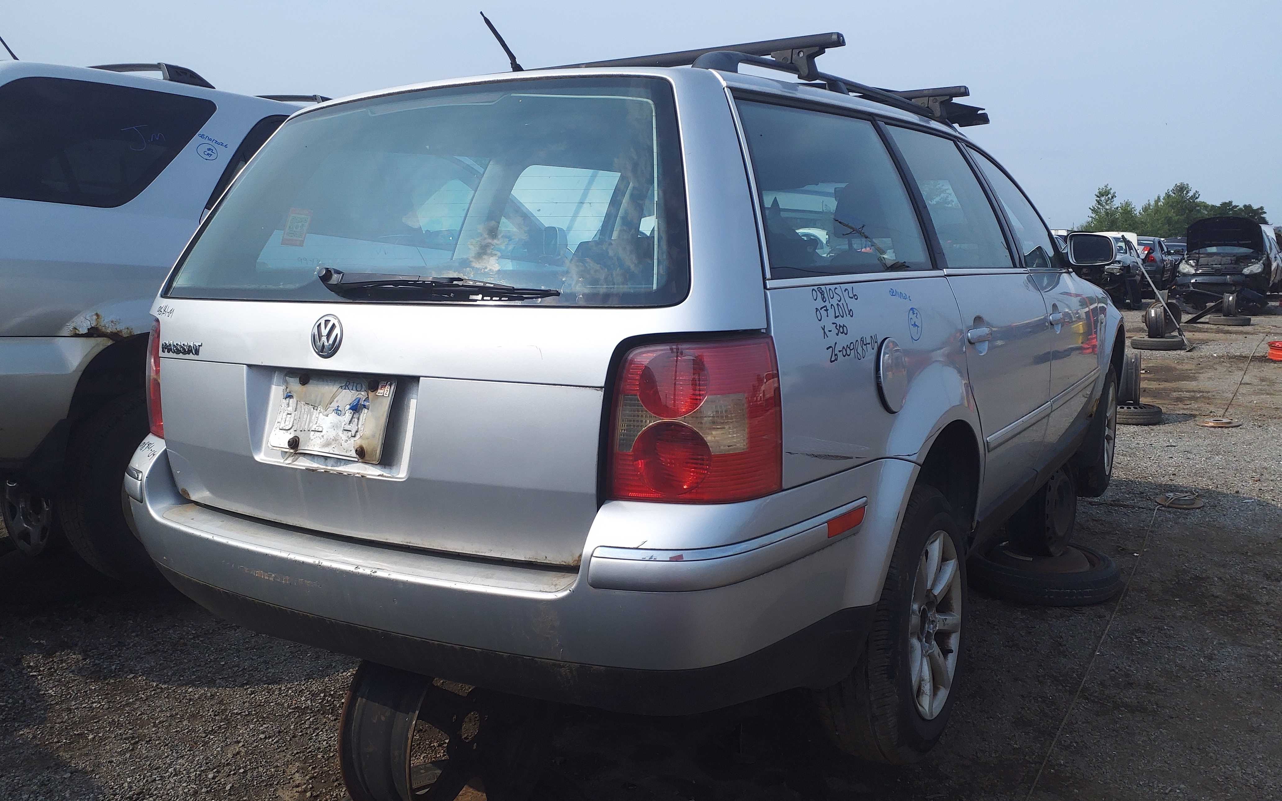 VOLKSWAGEN PASSAT 2004