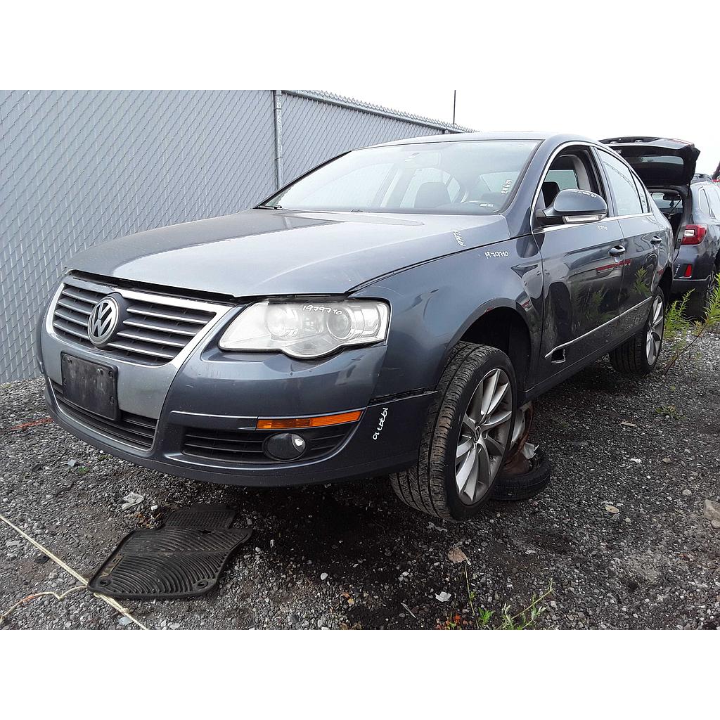 VOLKSWAGEN PASSAT 2010