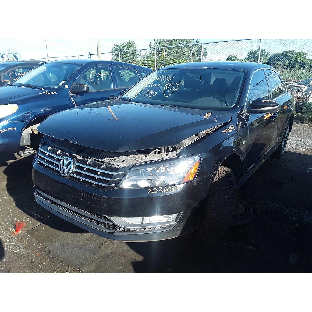 VOLKSWAGEN PASSAT 2012
