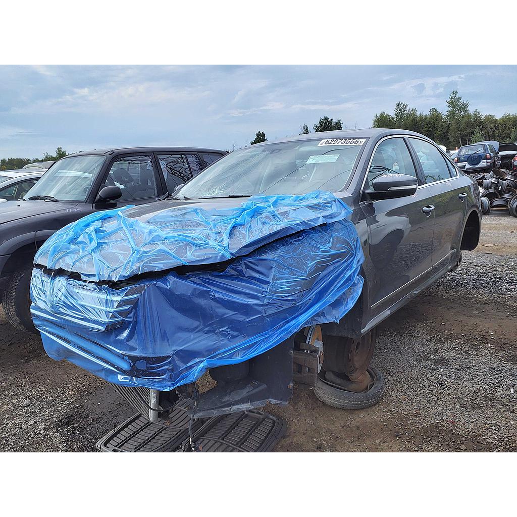 VOLKSWAGEN PASSAT 2015
