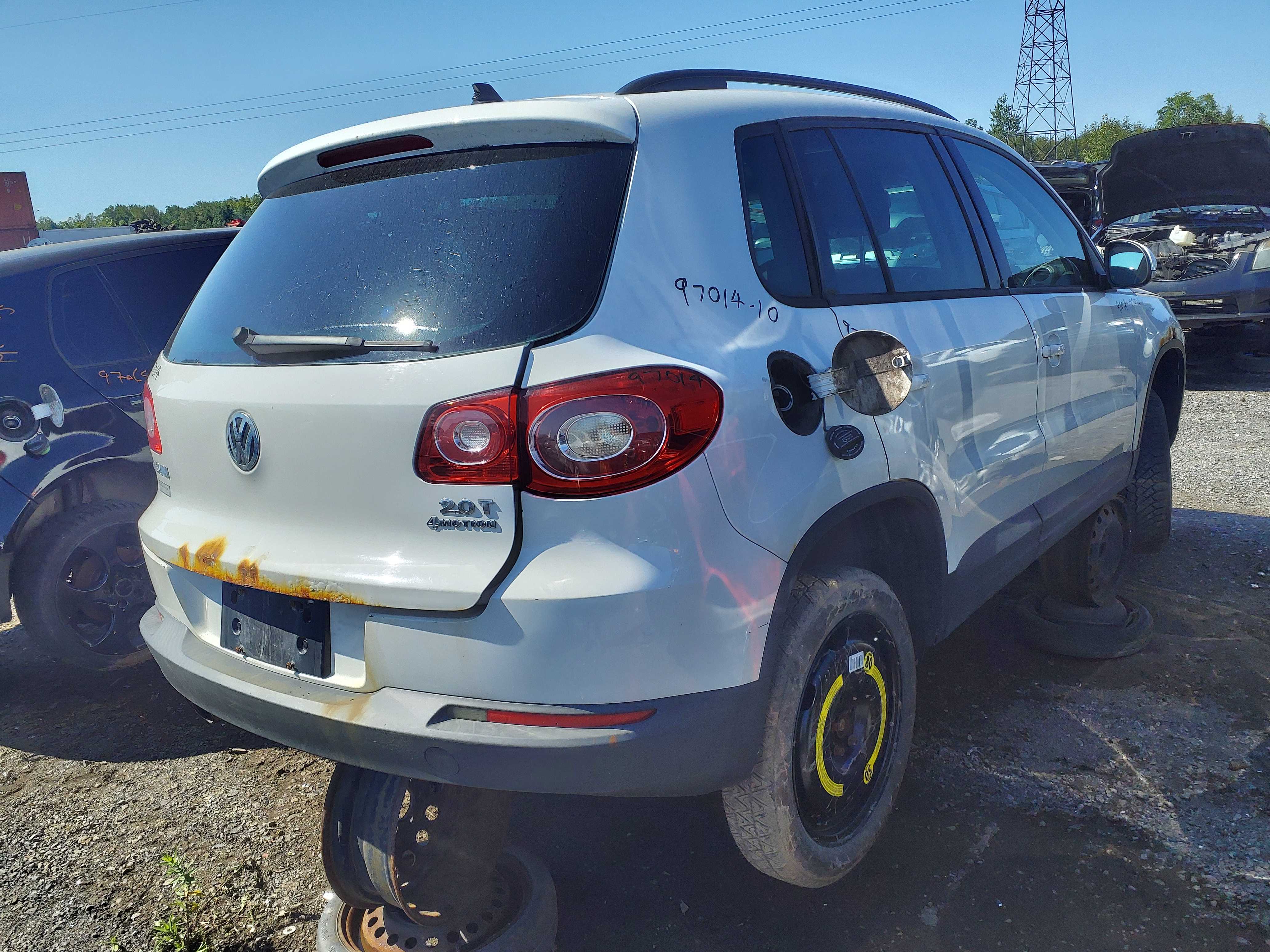 VOLKSWAGEN TIGUAN 2010