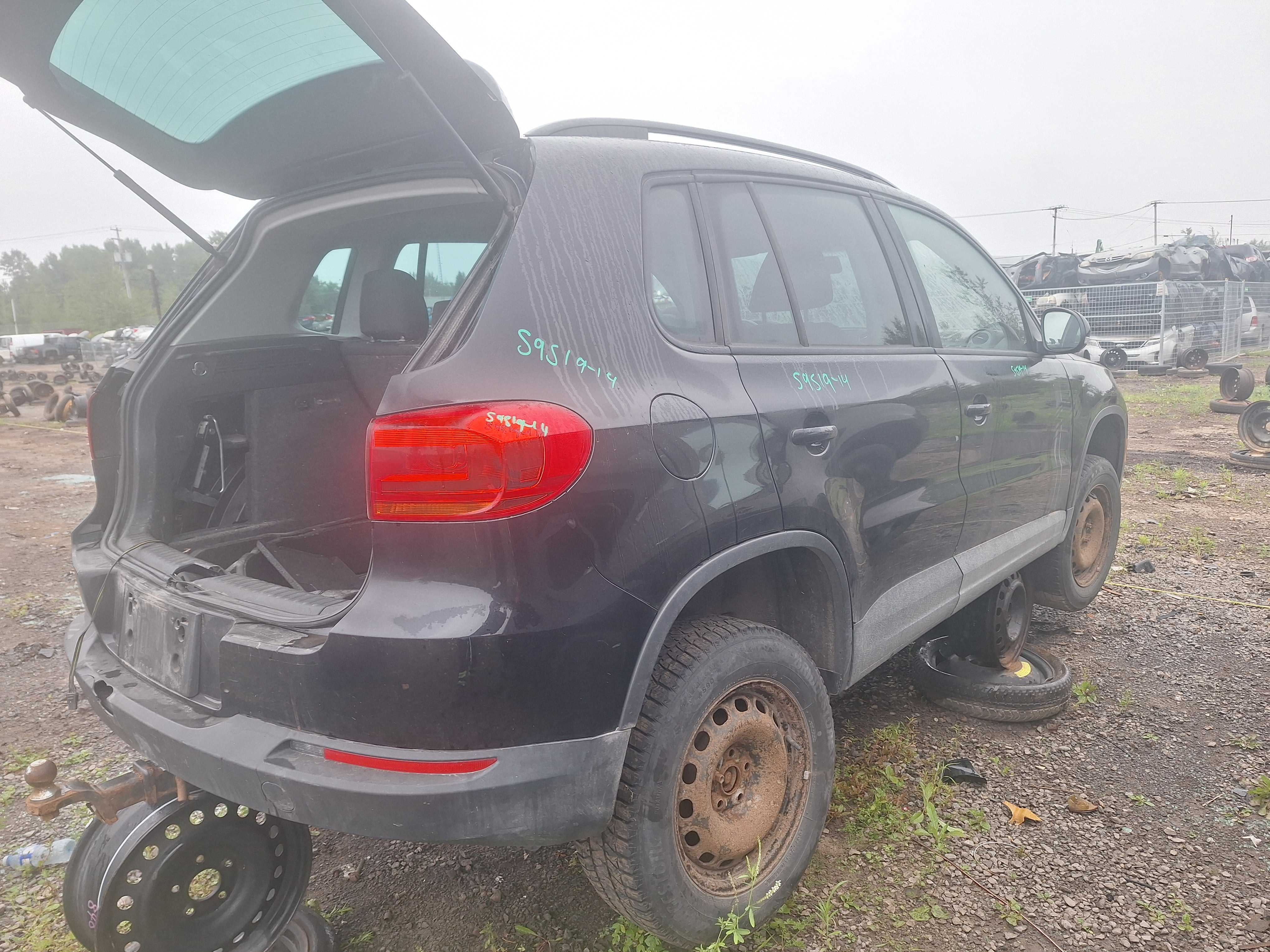 VOLKSWAGEN TIGUAN 2014