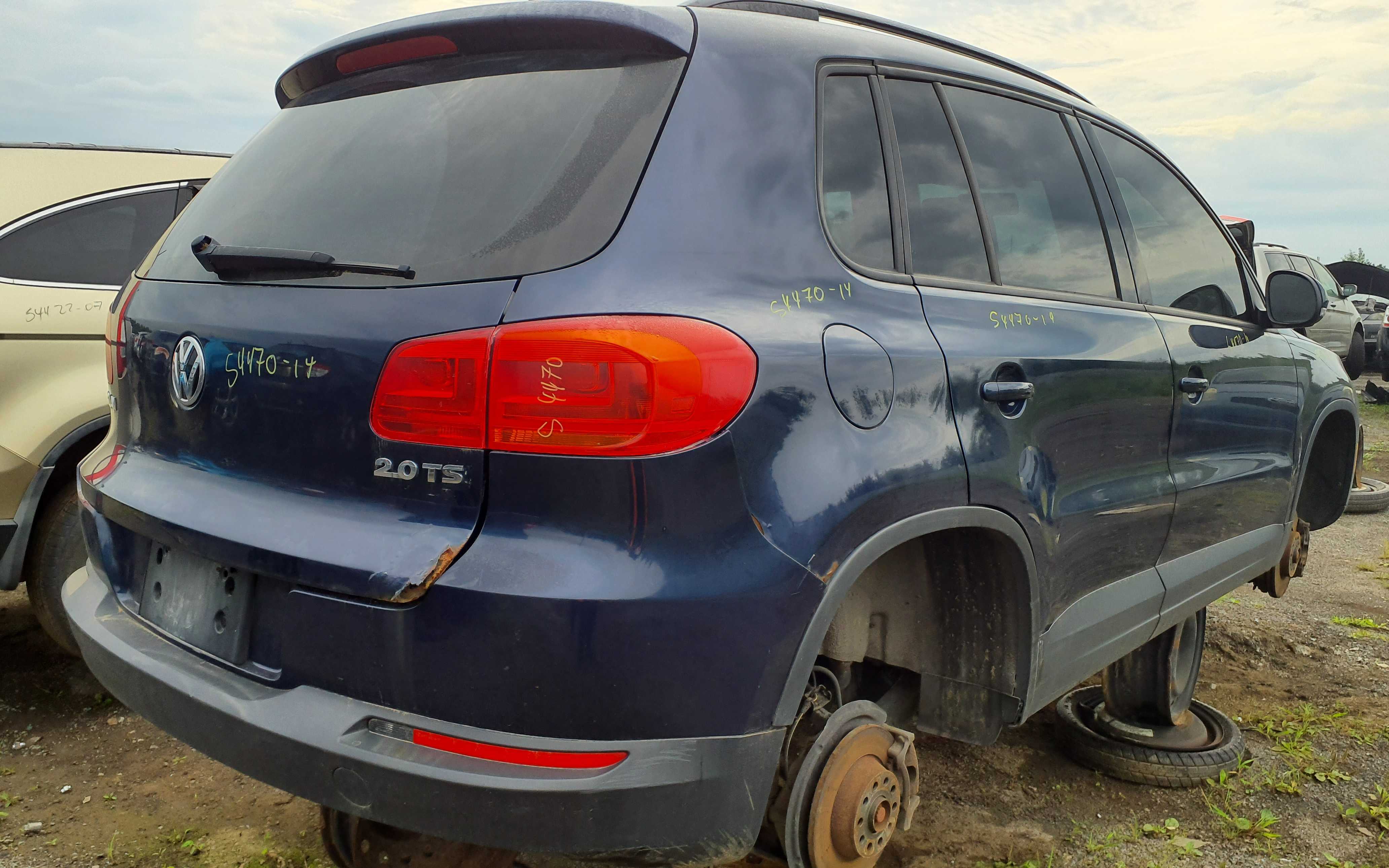 VOLKSWAGEN TIGUAN 2014