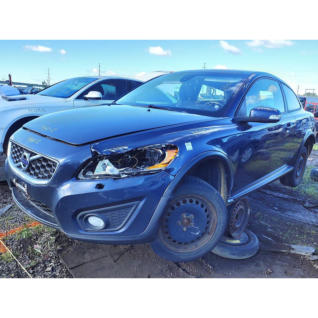 VOLVO C30 2012