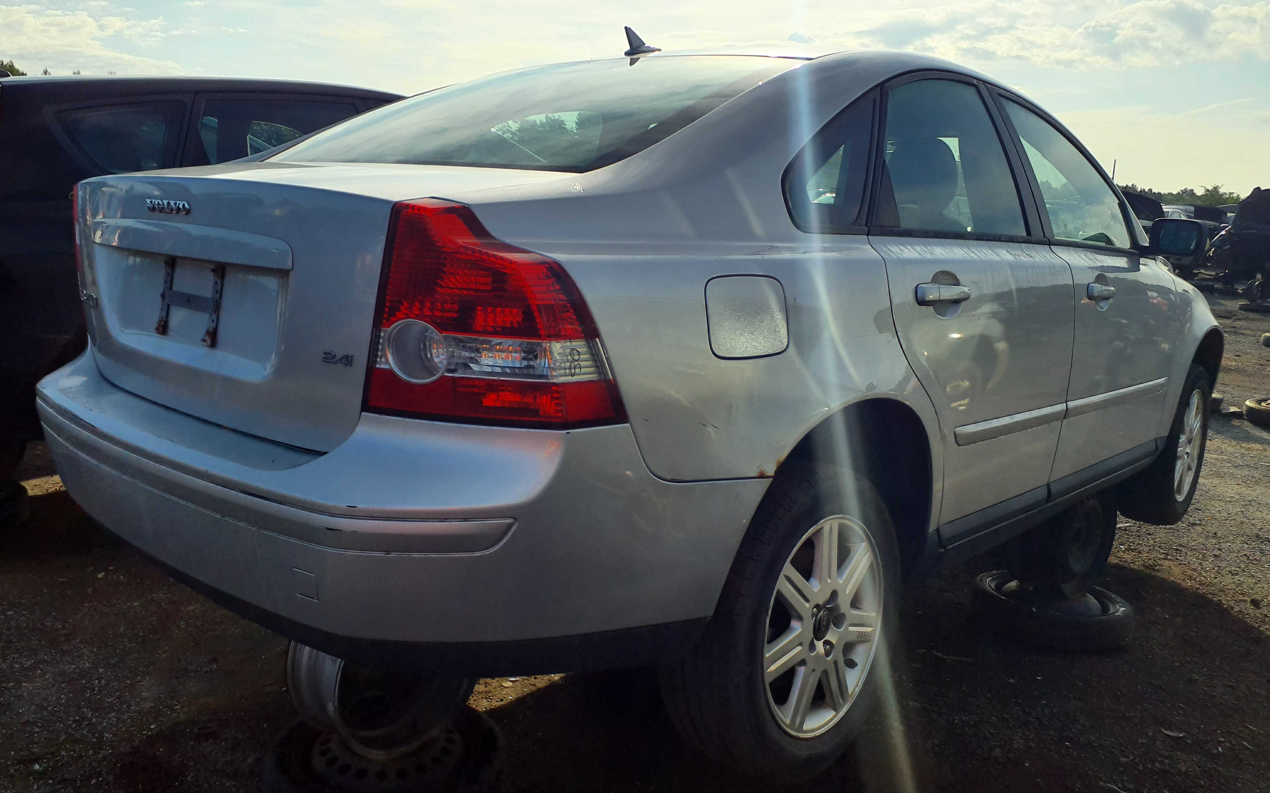 VOLVO S40 2005