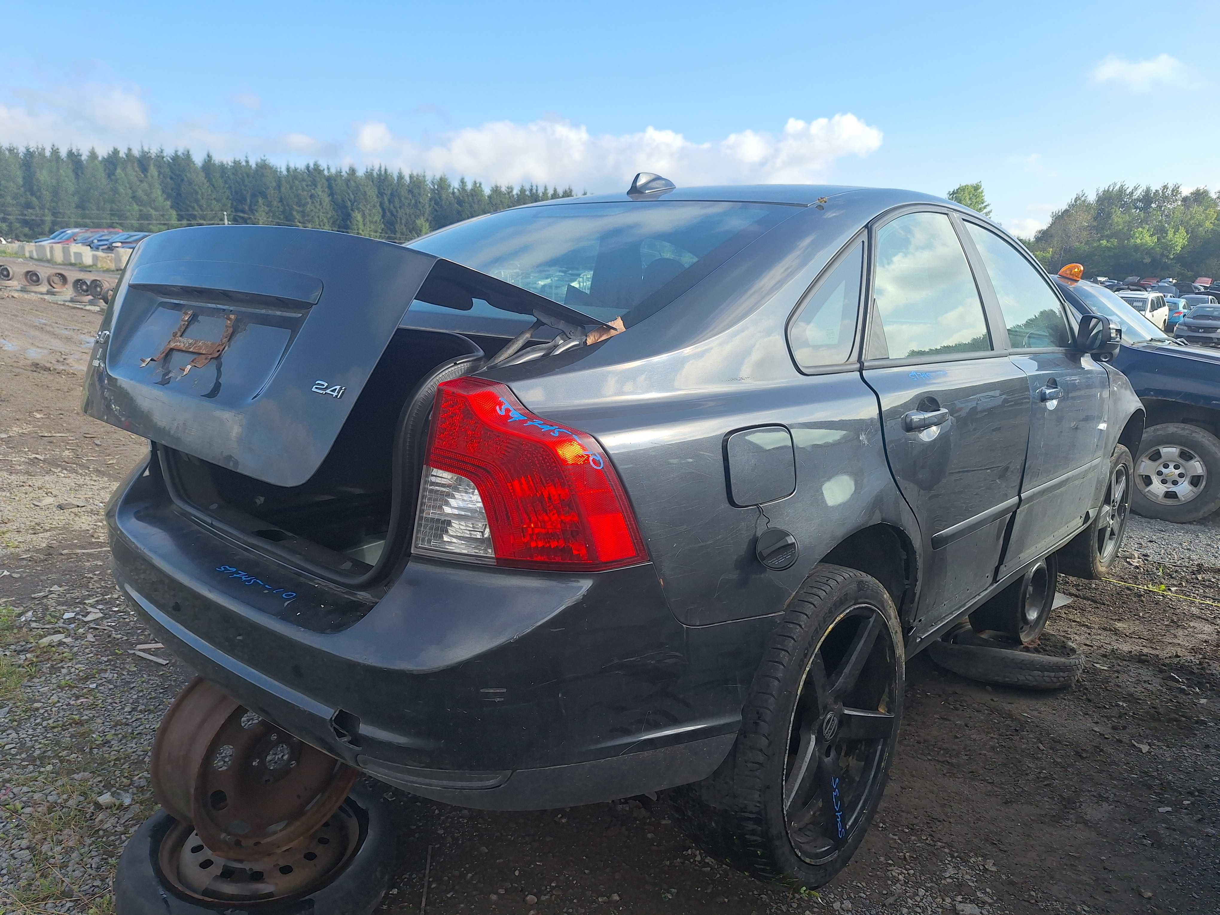 VOLVO S40 2010