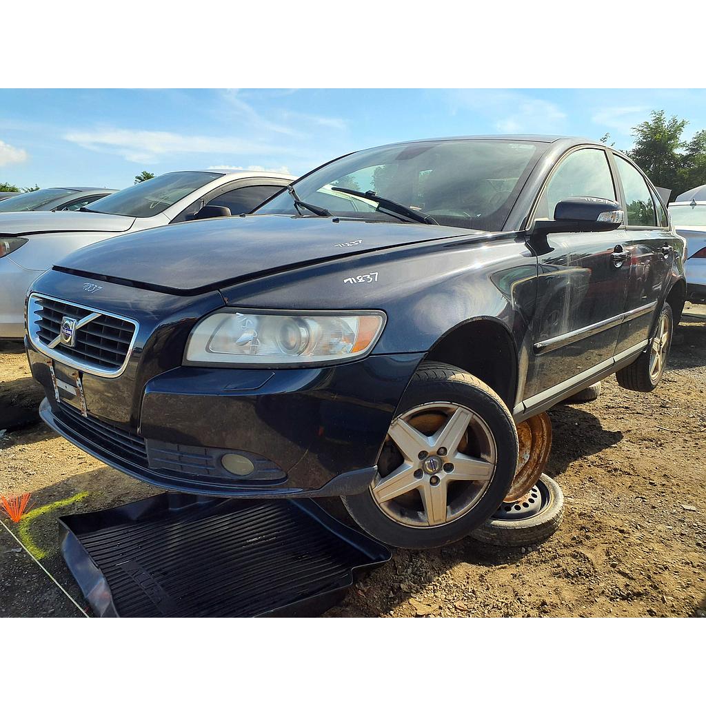 VOLVO S40 2010