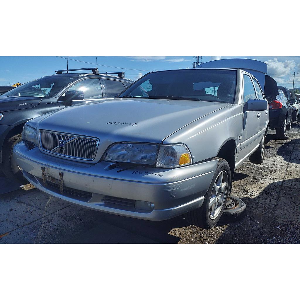 VOLVO S70 2000