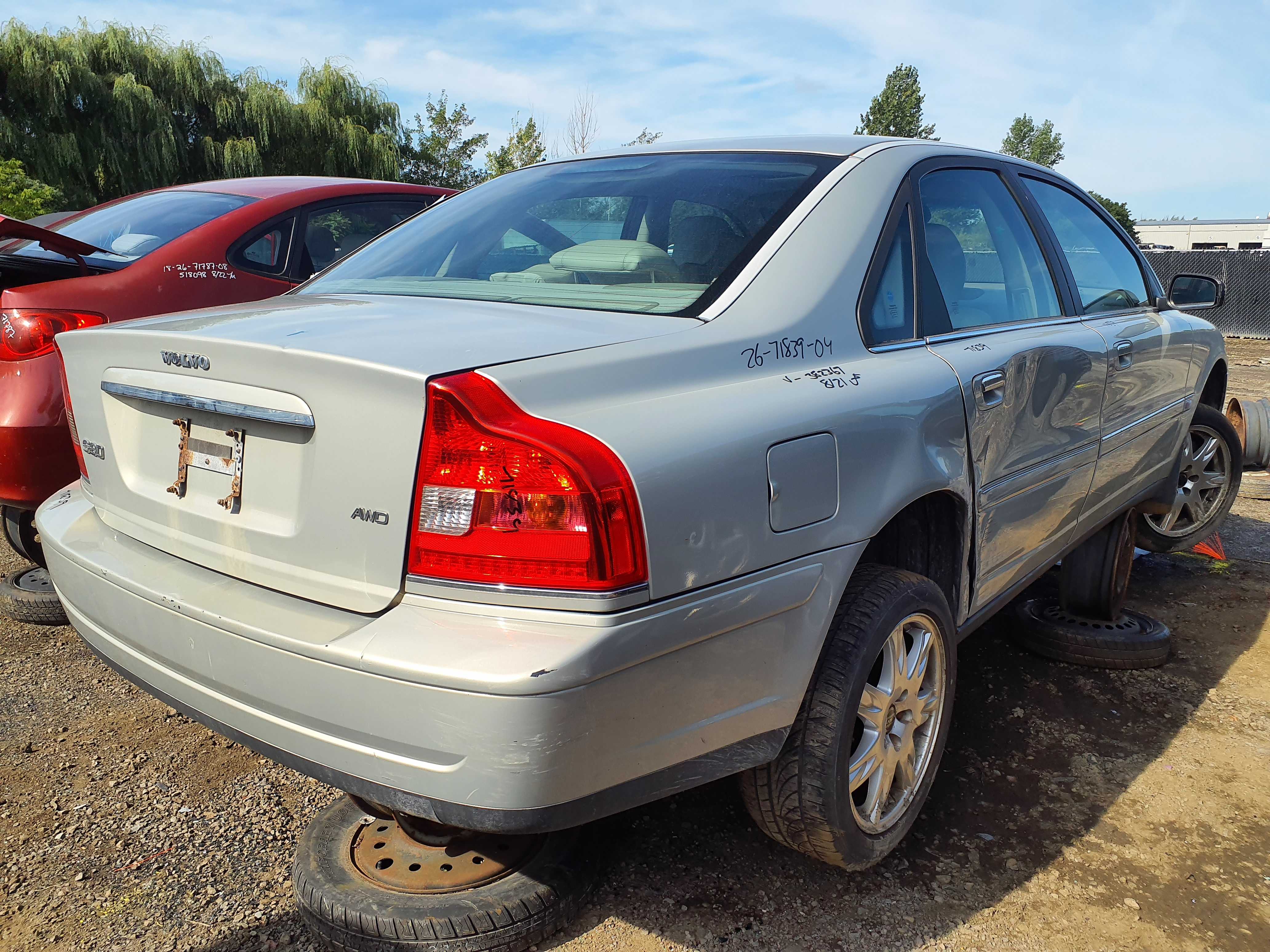 VOLVO S80 2004