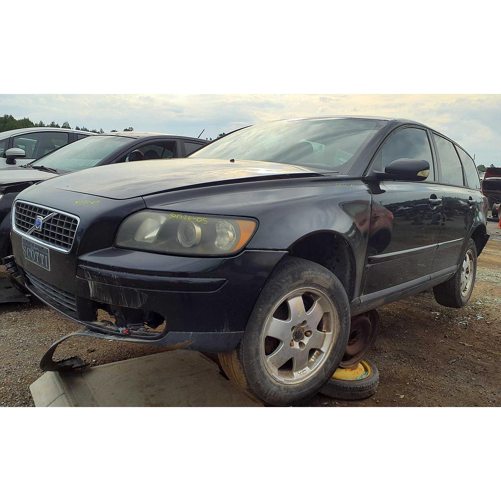 VOLVO V50 2005