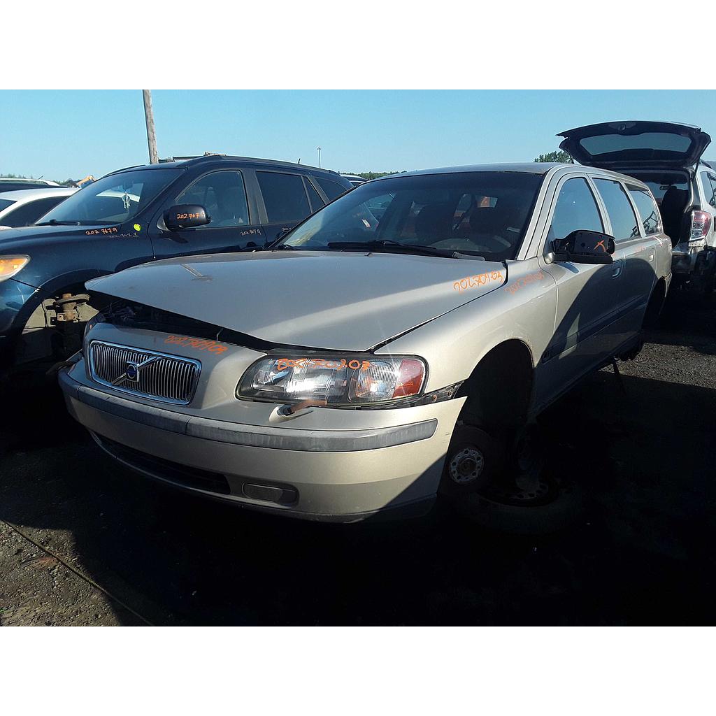 VOLVO V70 2003