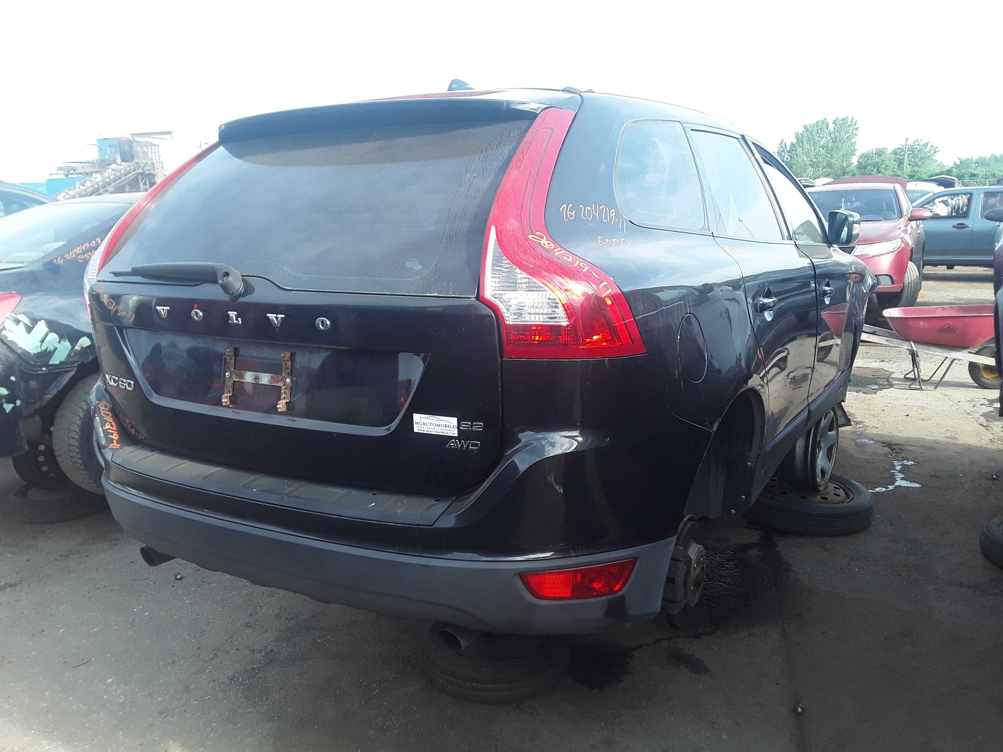 VOLVO XC60 2011