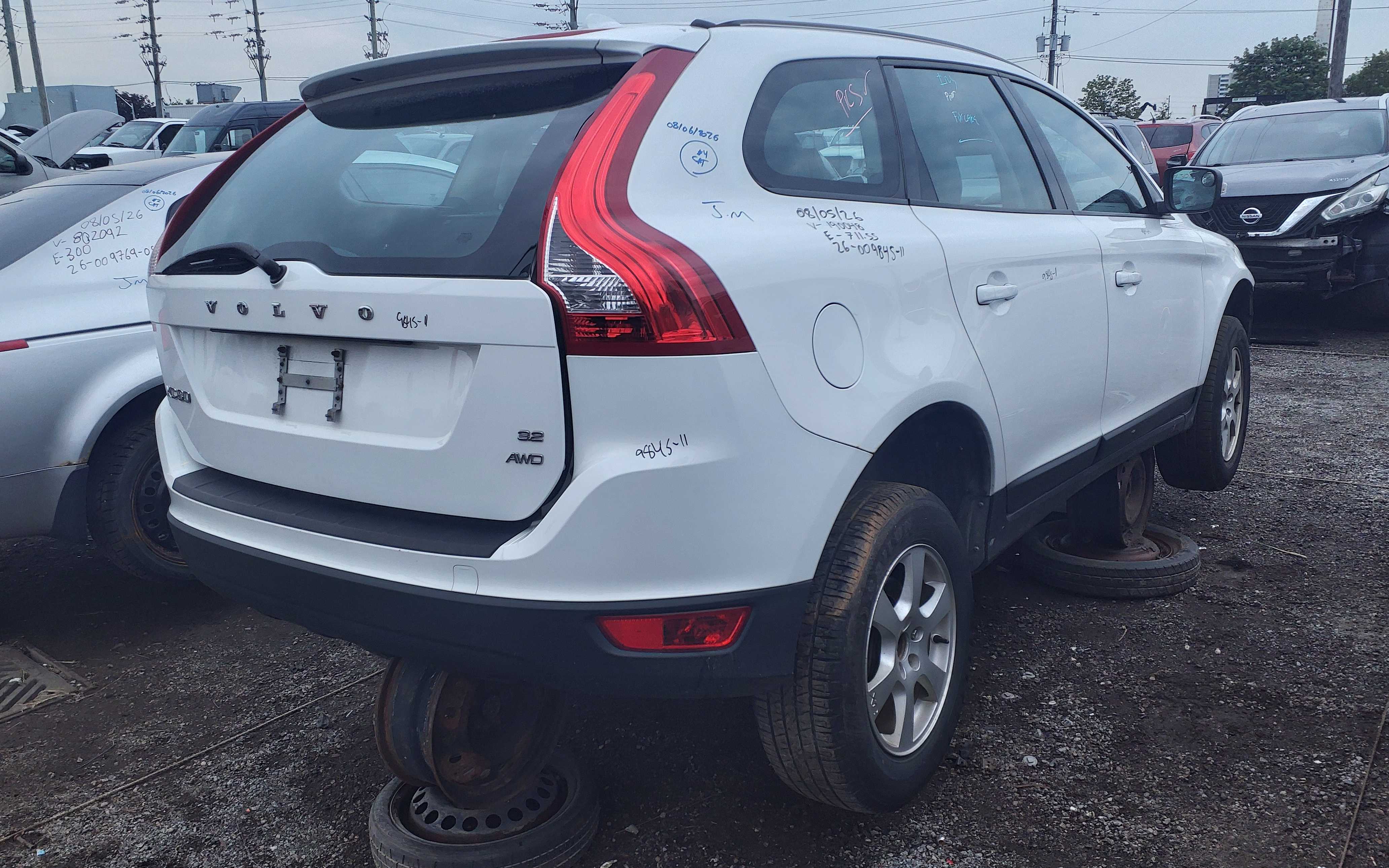 VOLVO XC60 2011
