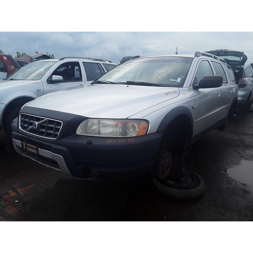 VOLVO XC70 2005