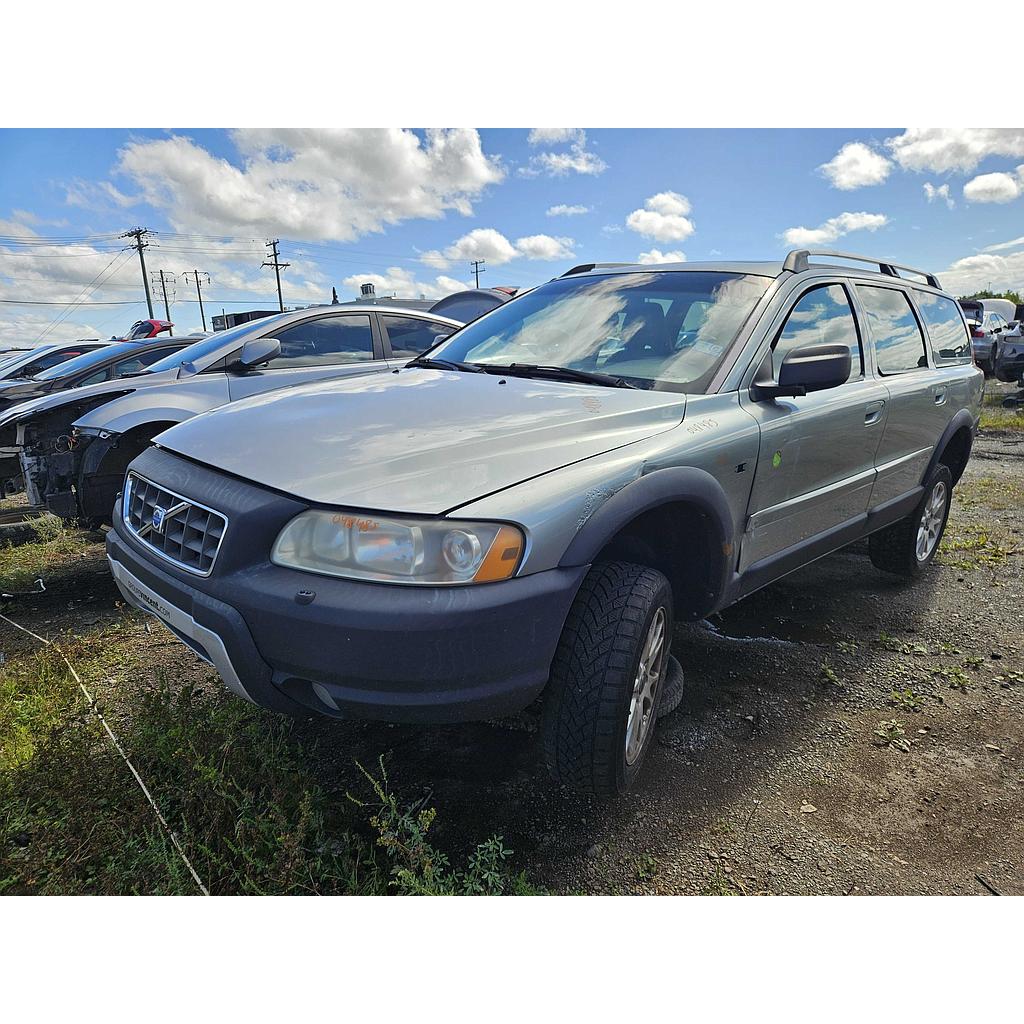VOLVO XC70 2005