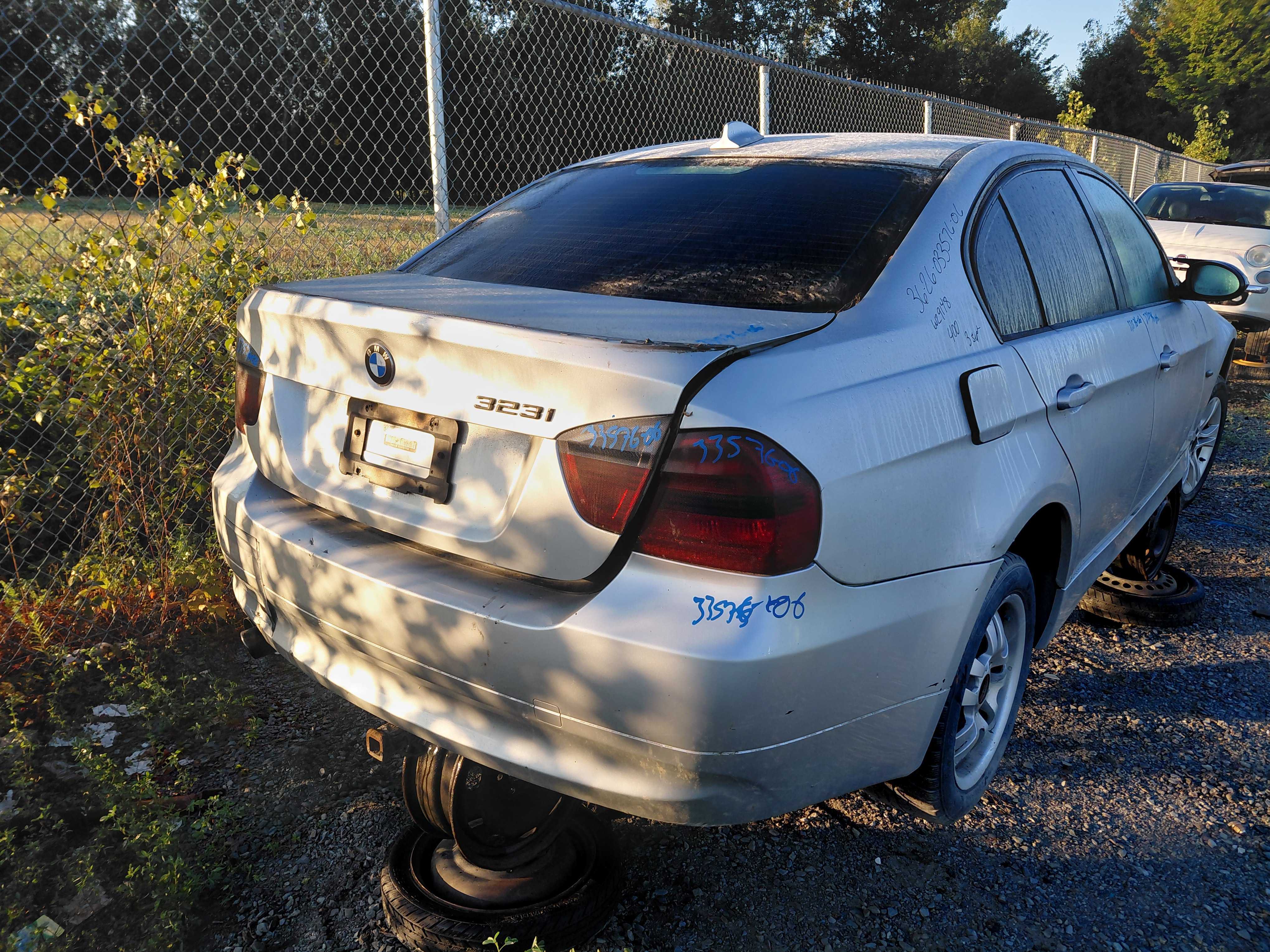 BMW 323 2006