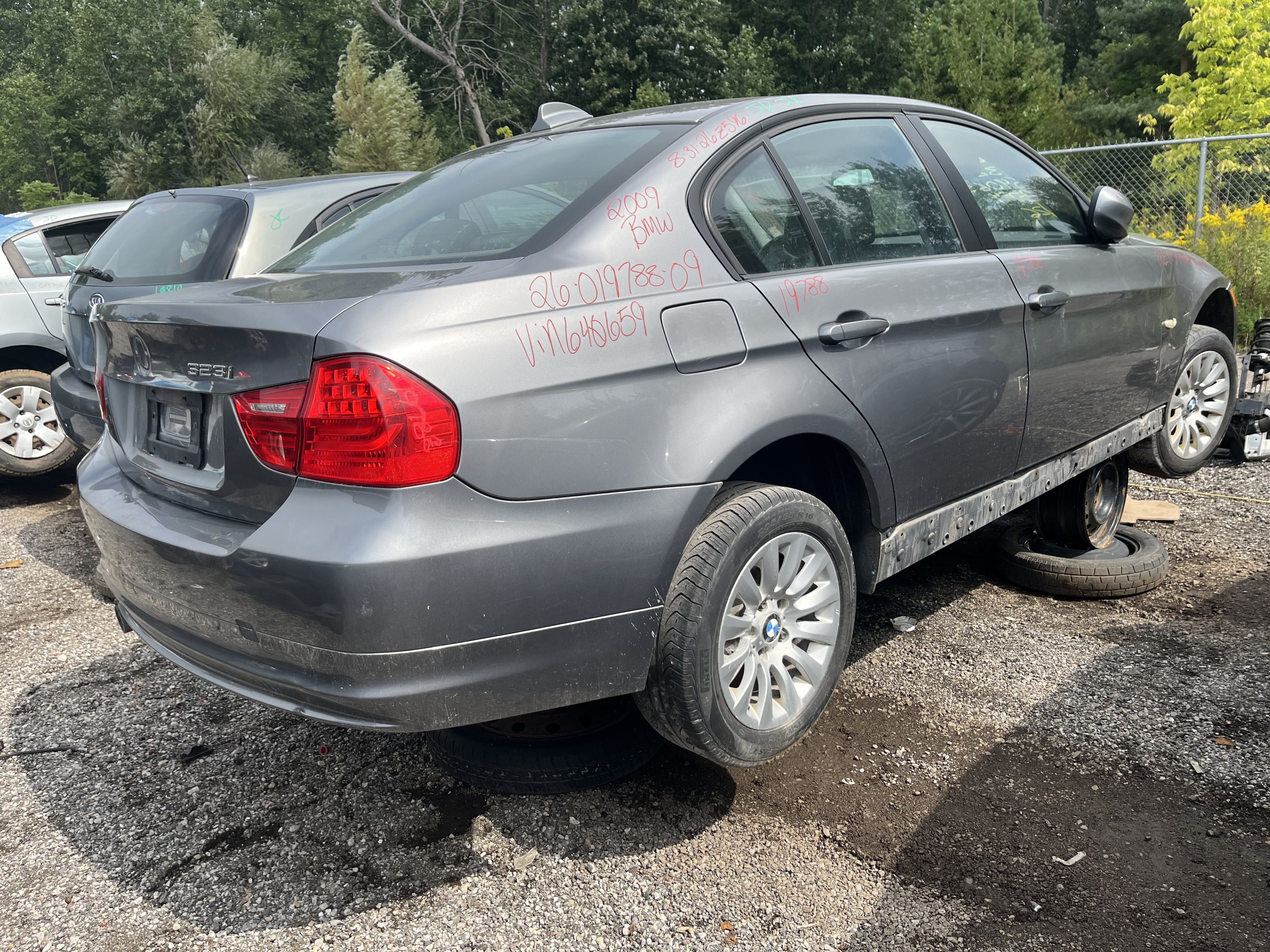BMW 323 2009
