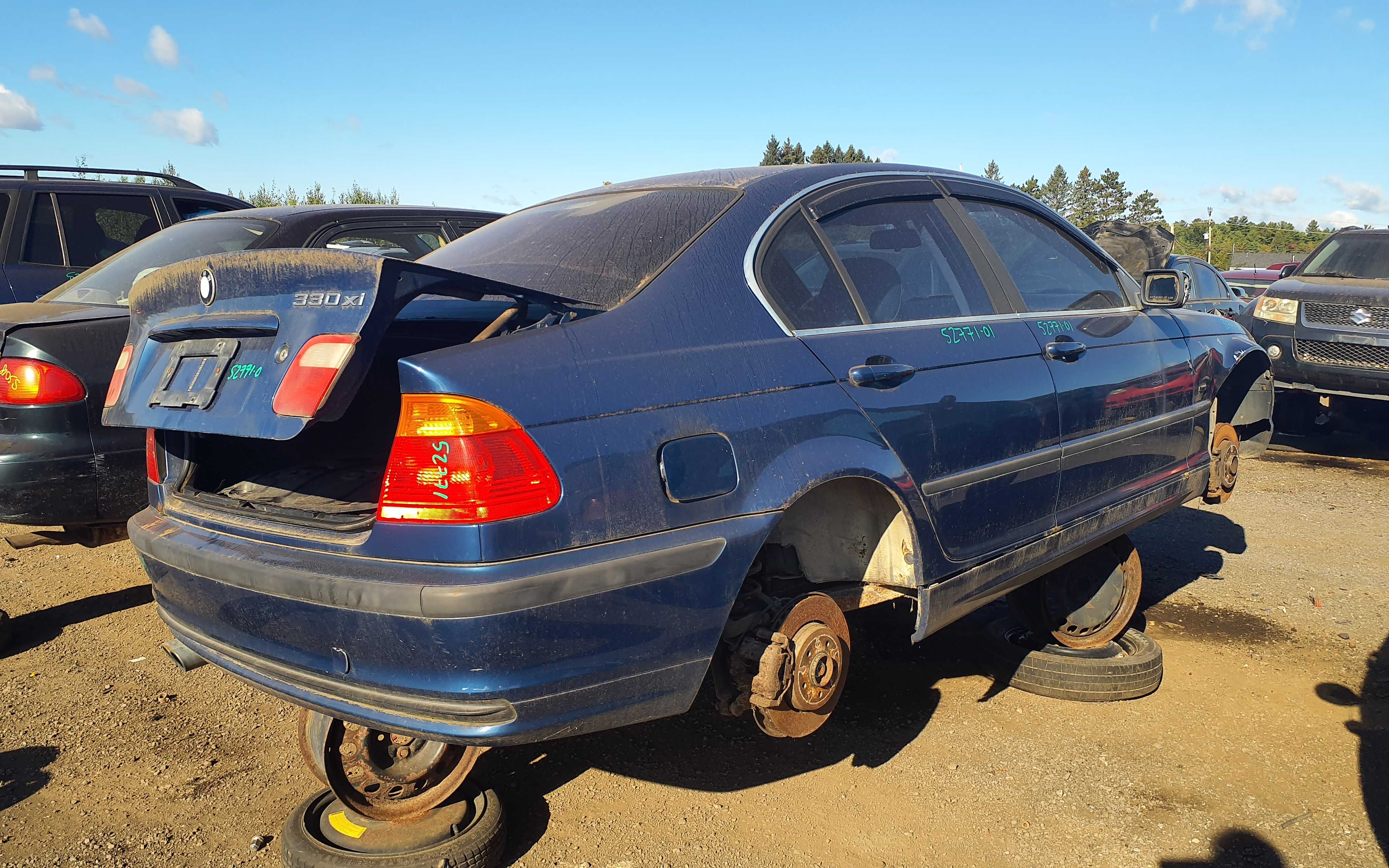 BMW 330 2001