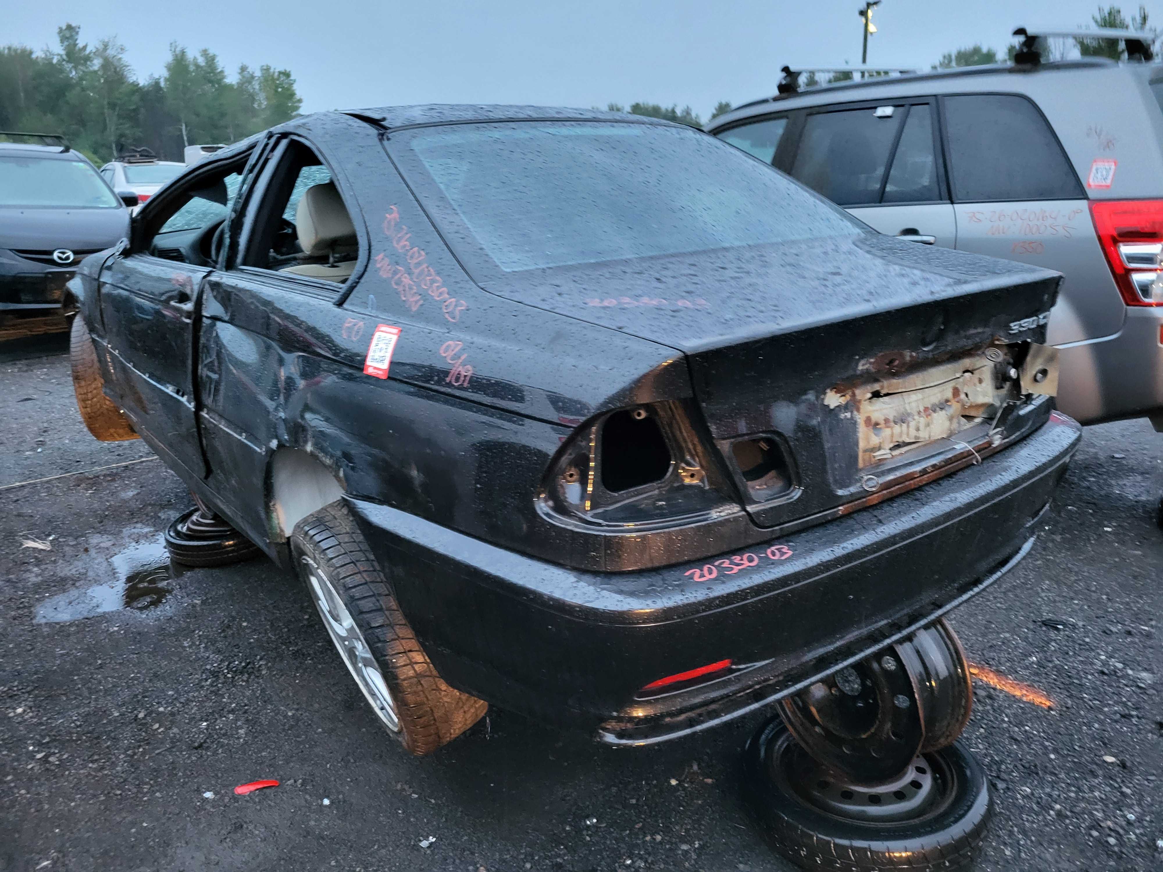BMW 330 2003