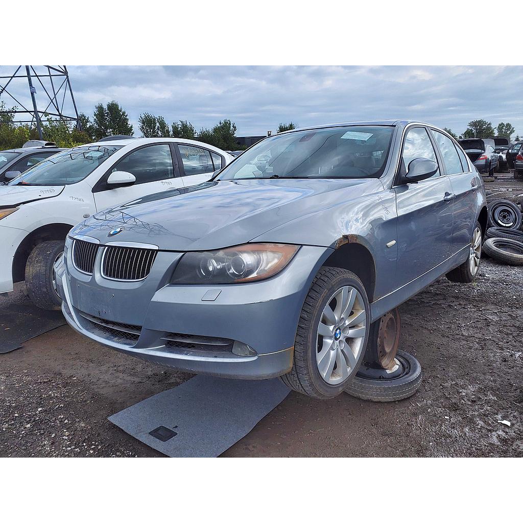 BMW 330 2006