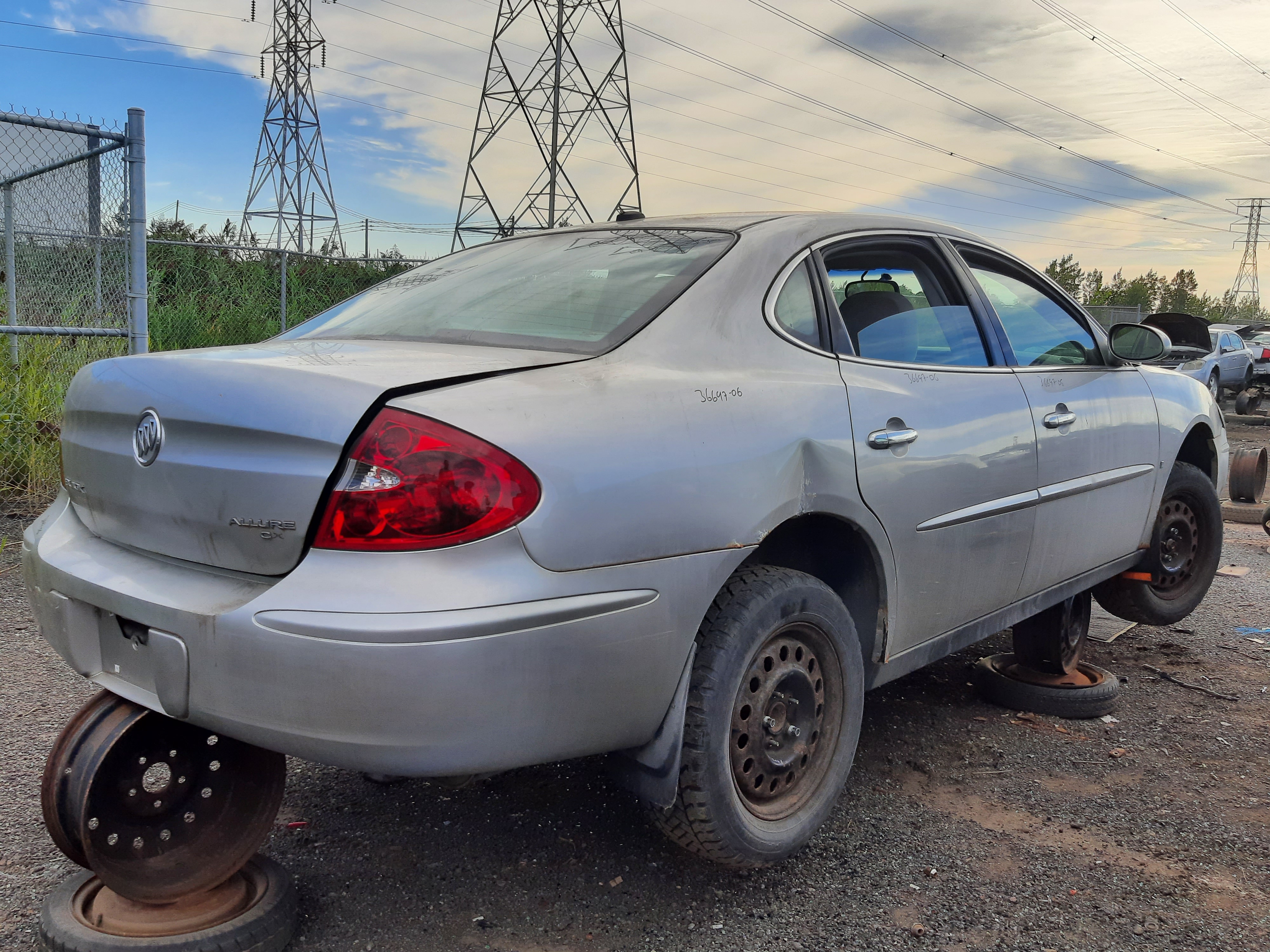 BUICK ALLURE 2006