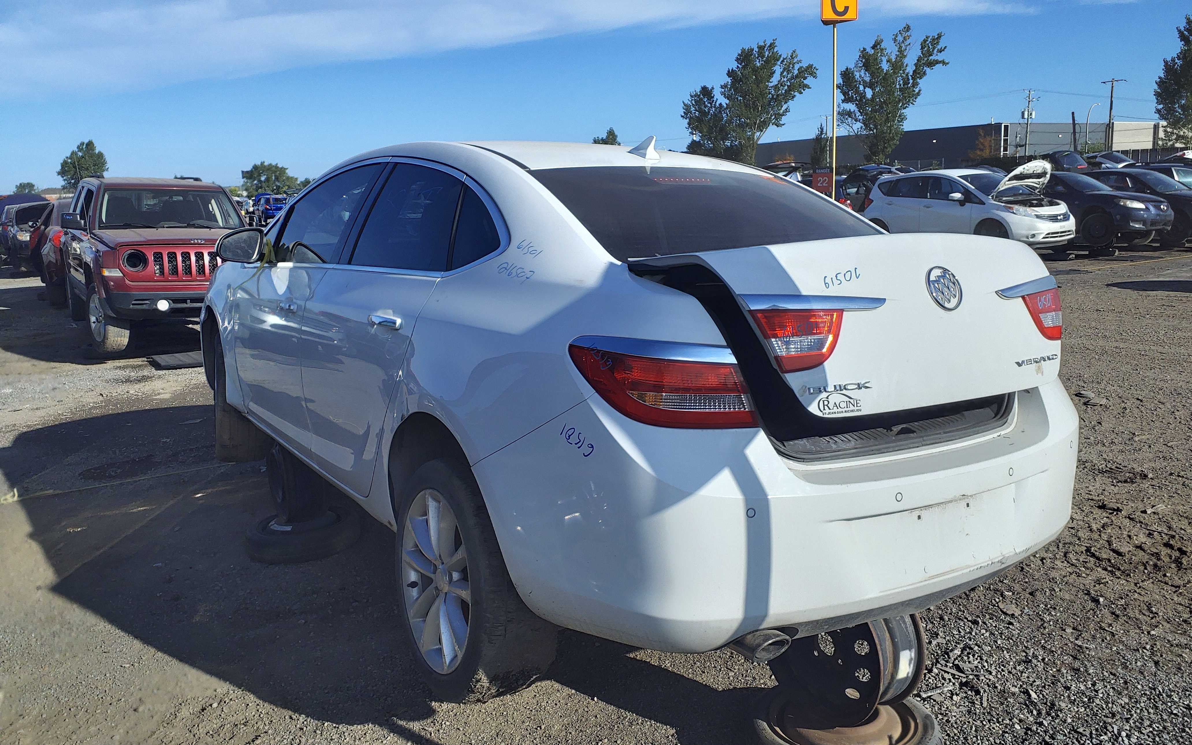 BUICK VERANO 2012