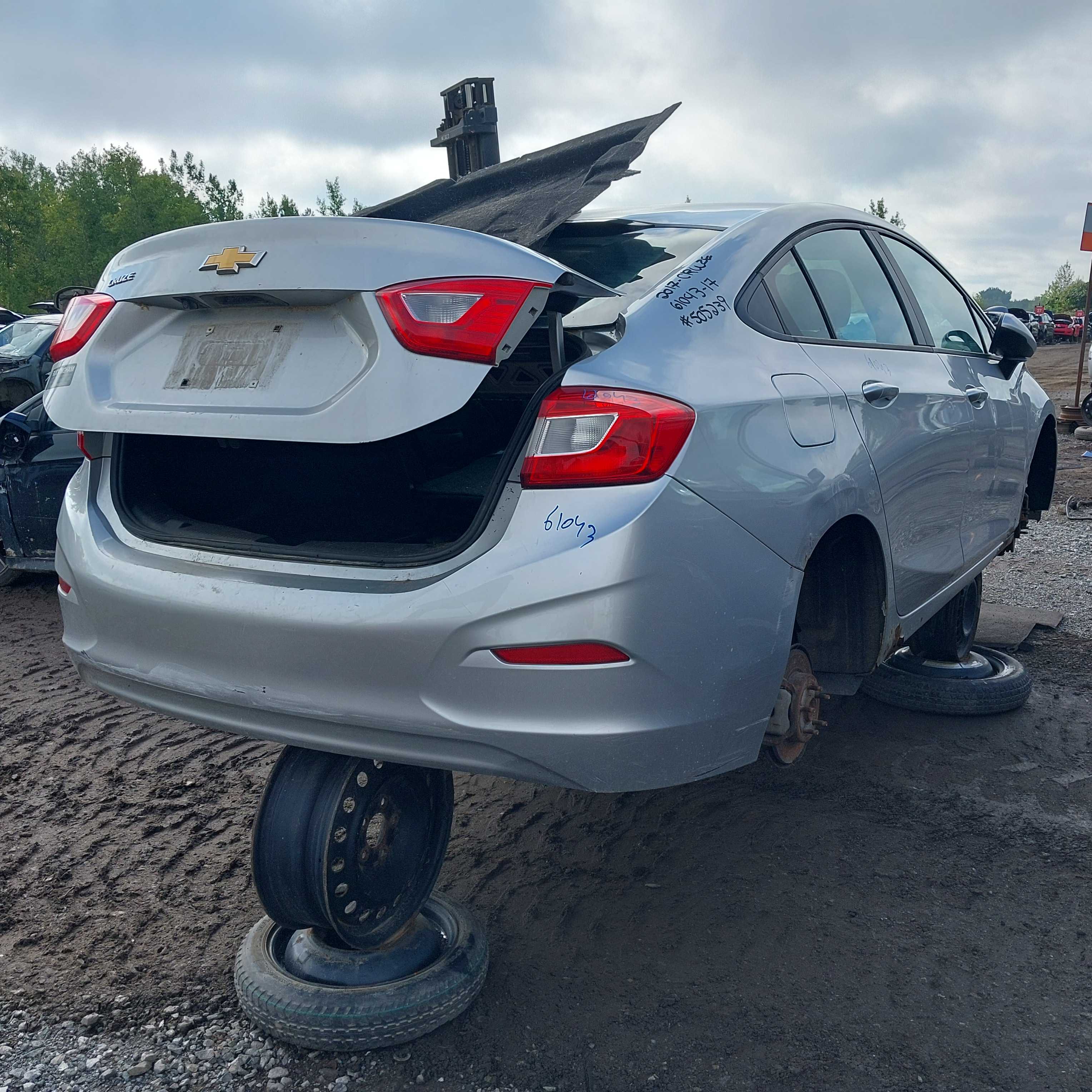 CHEVROLET CRUZE 2017