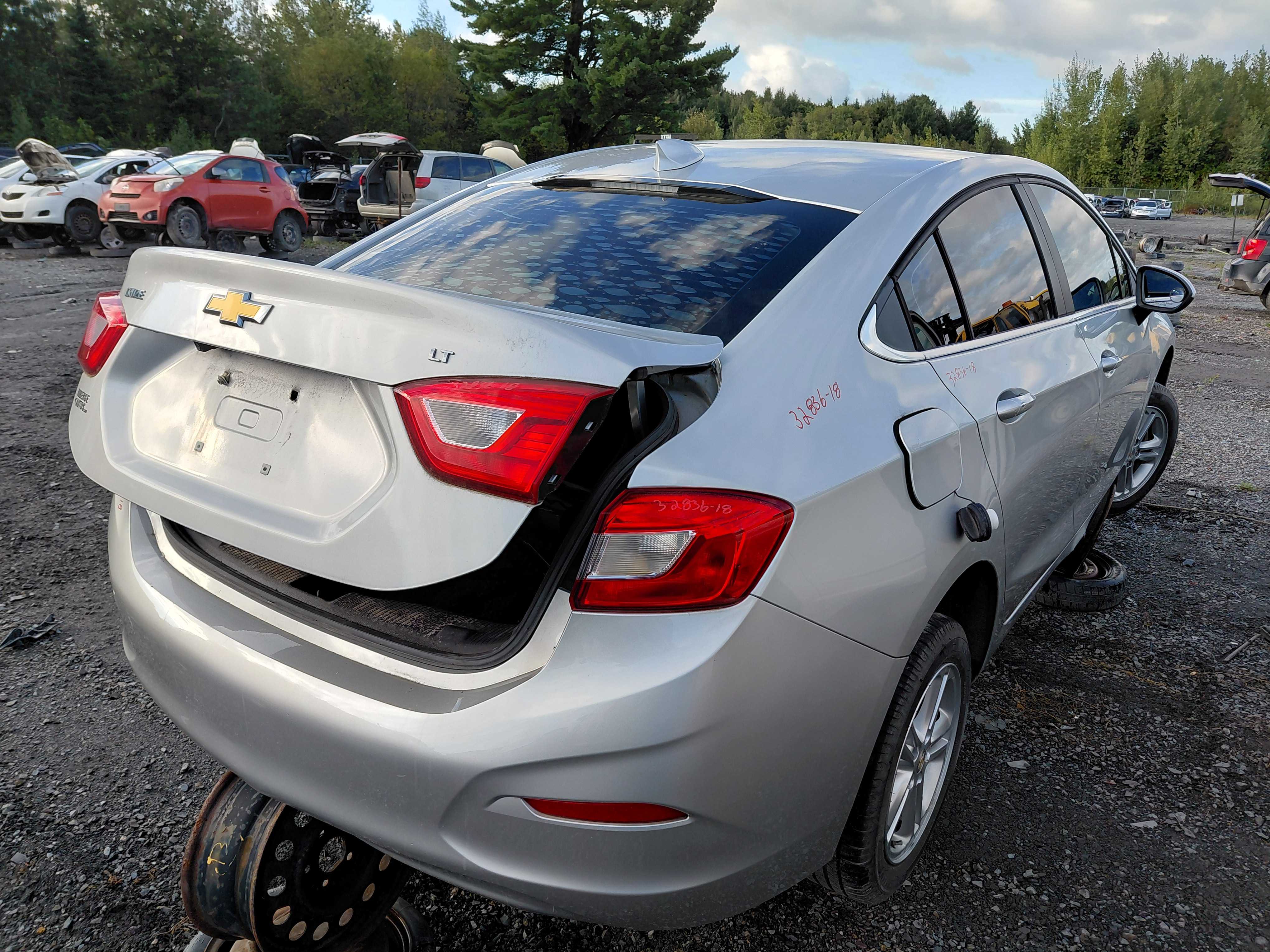 CHEVROLET CRUZE 2018