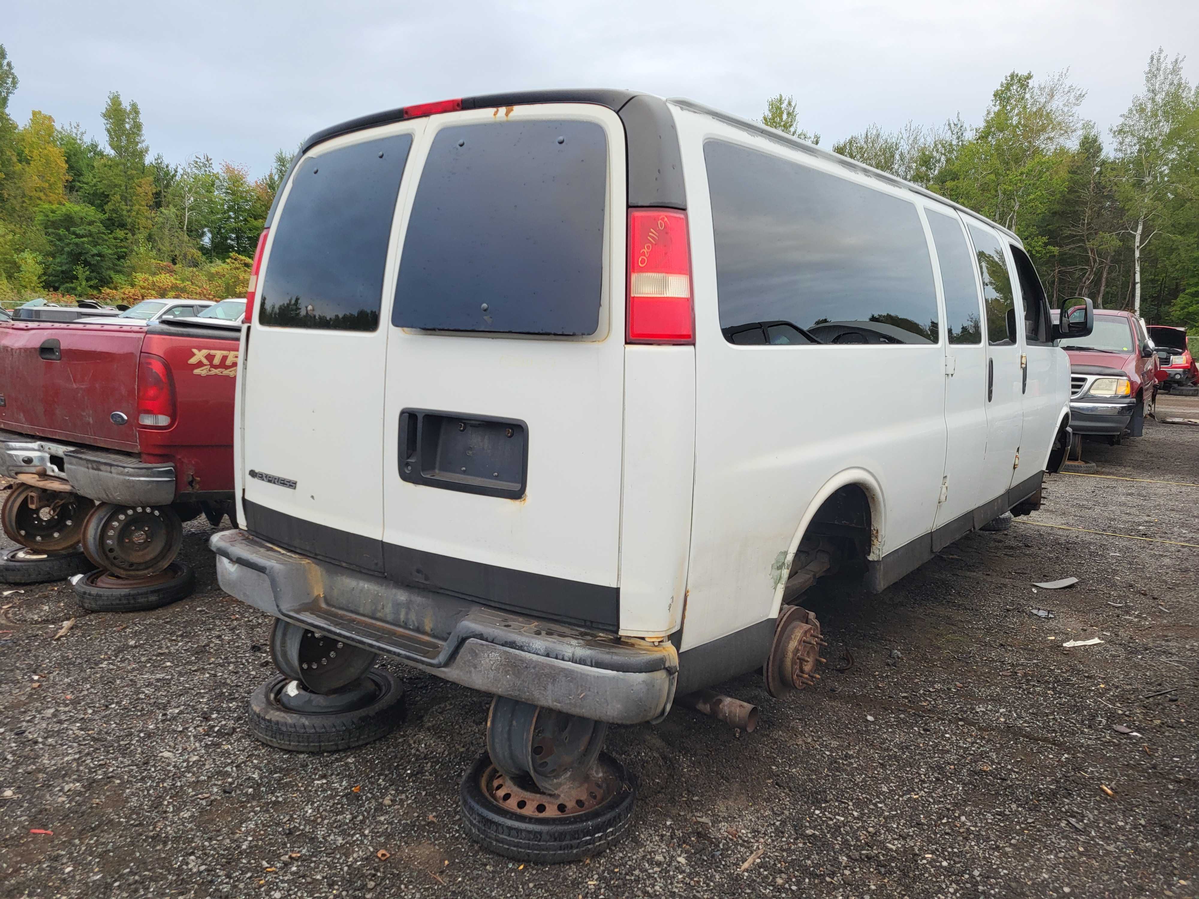 CHEVROLET EXPRESS VAN 2007
