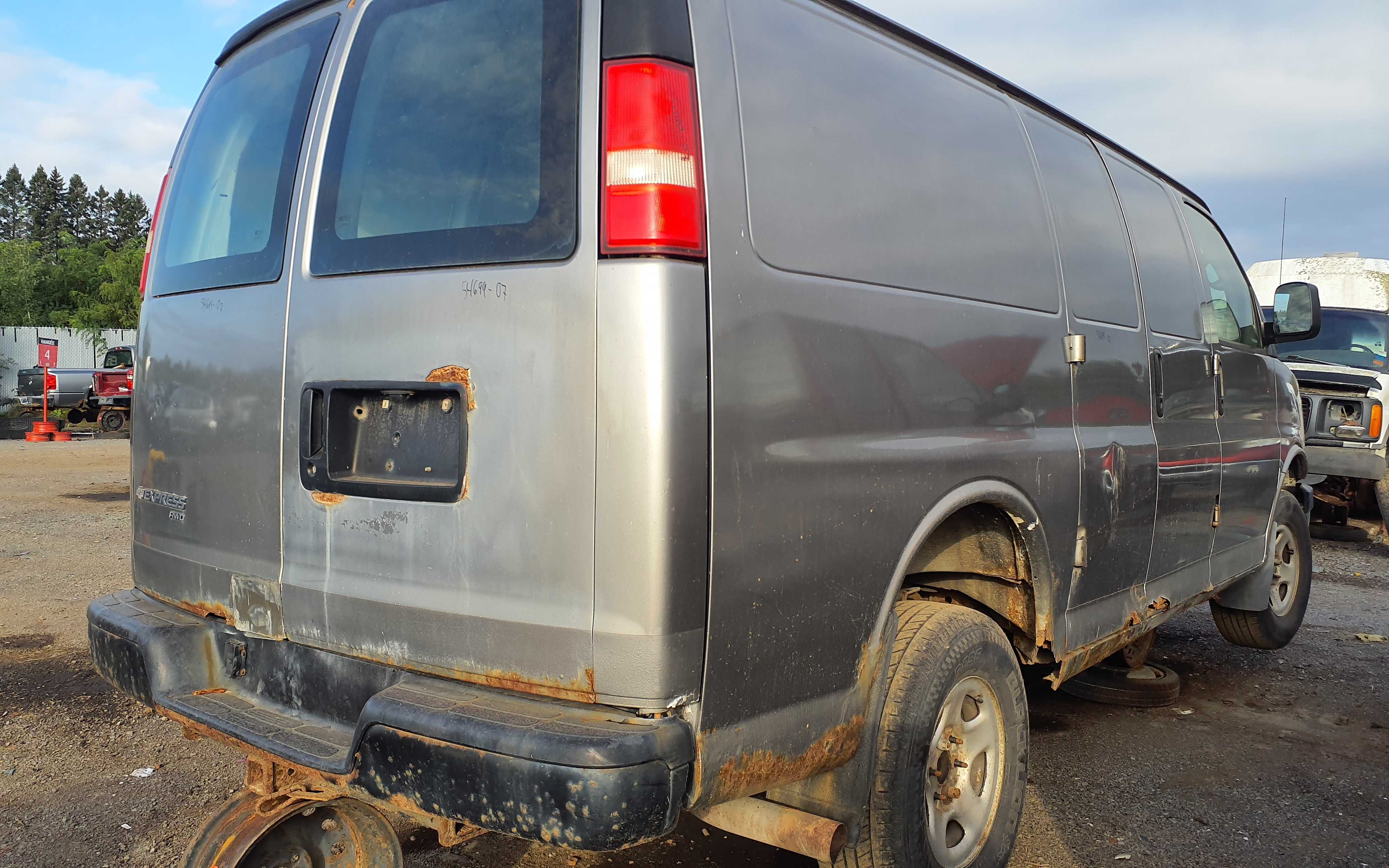 CHEVROLET EXPRESS VAN 2007