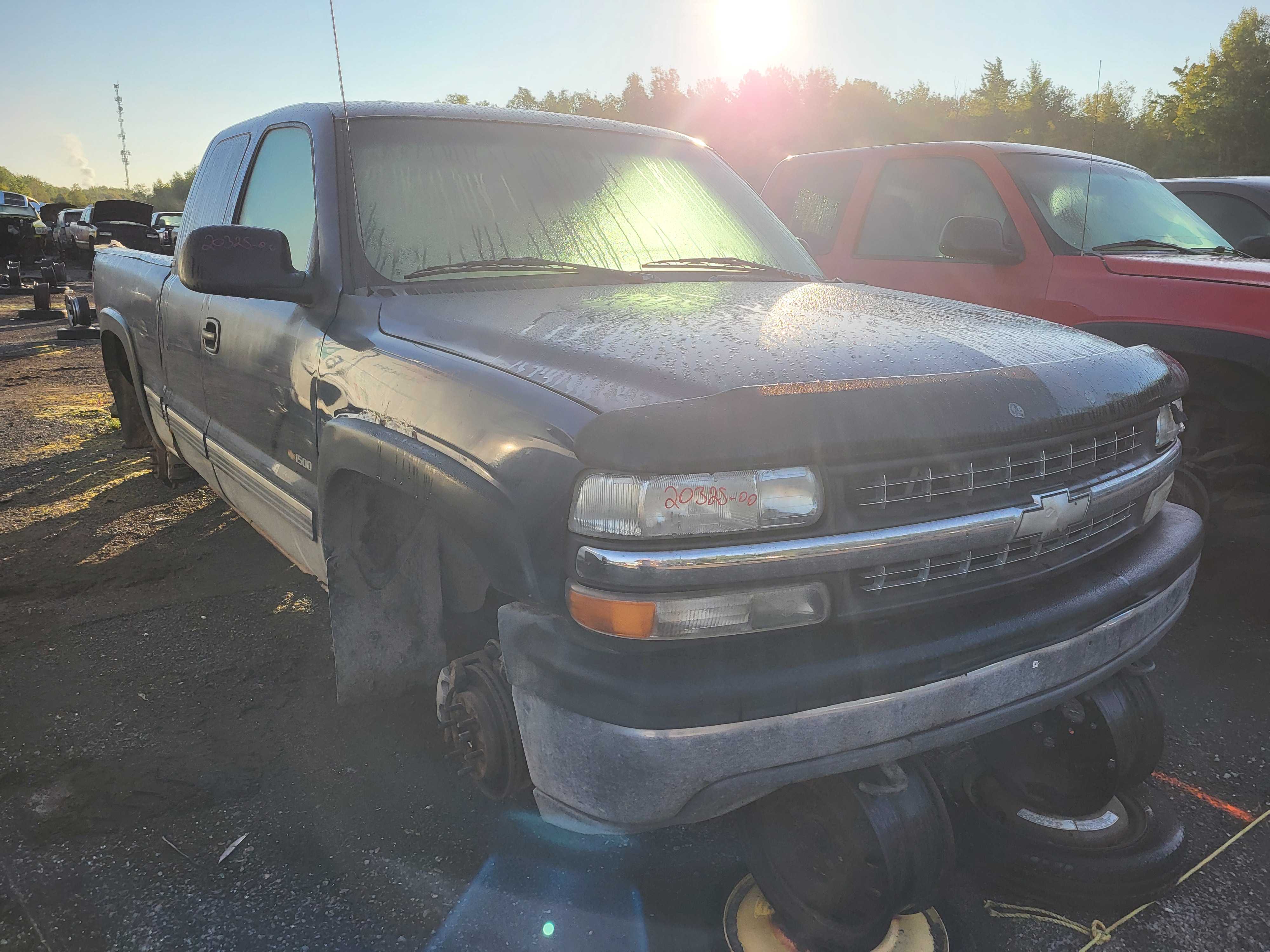 CHEVROLET SILVERADO 1500 2000