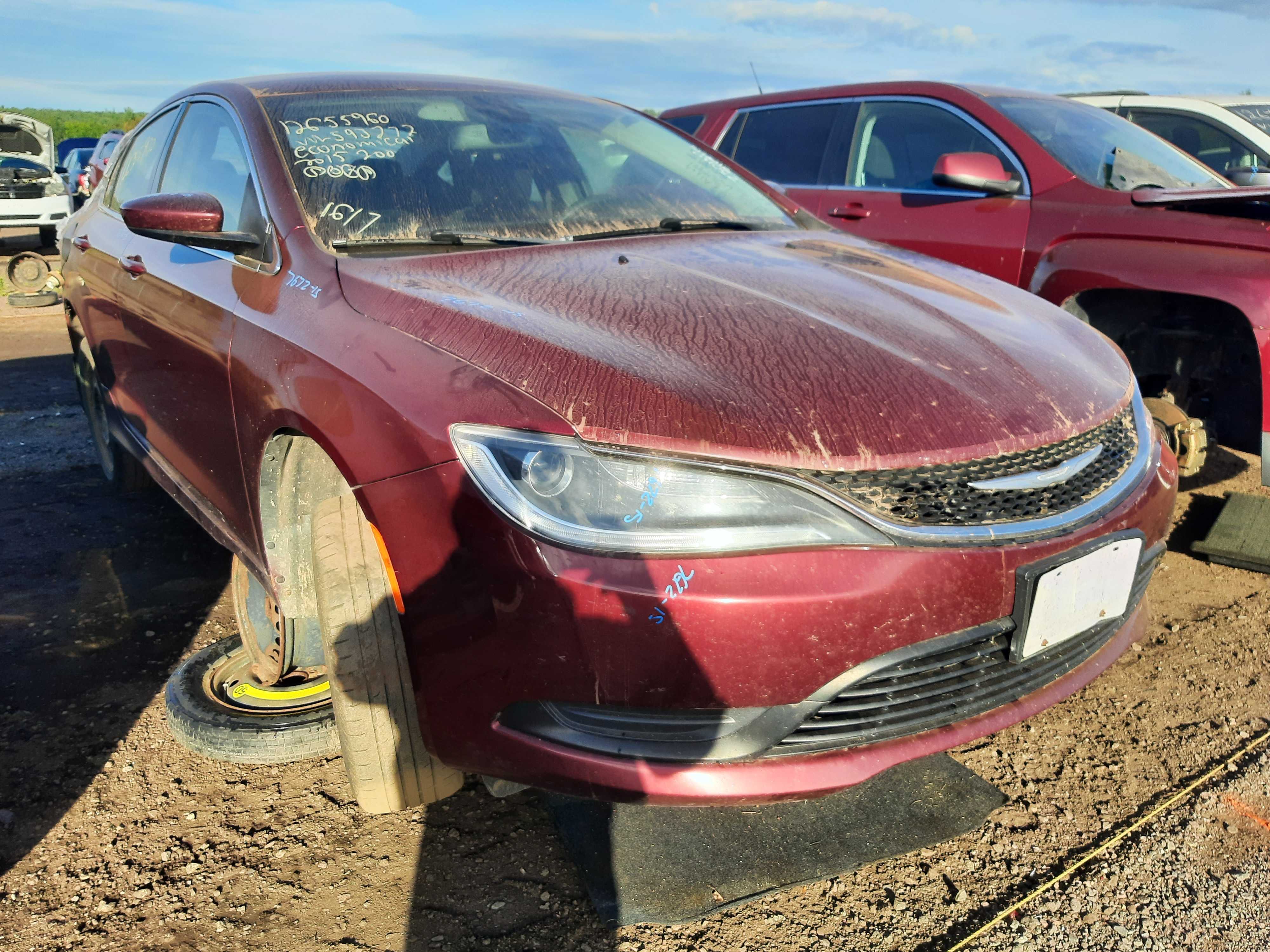 CHRYSLER 200 2015
