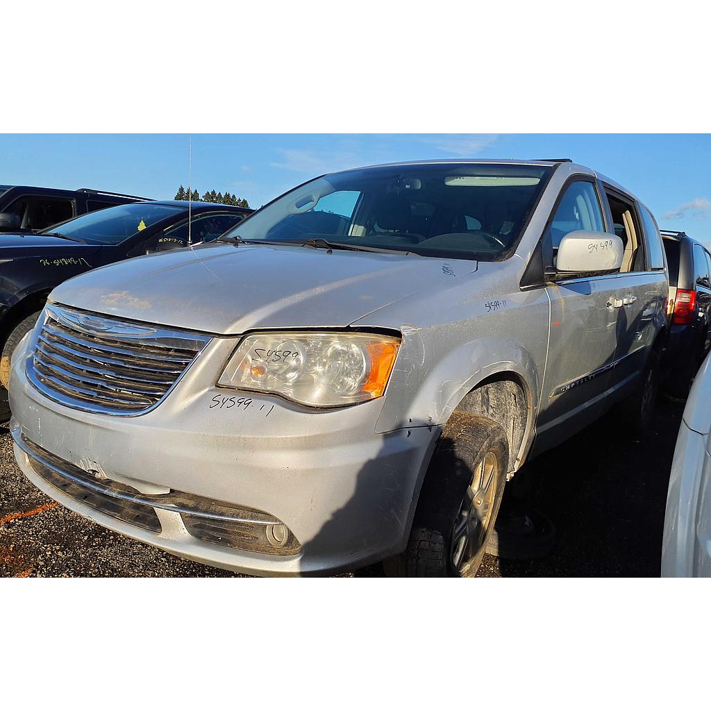 CHRYSLER TOWN &amp; COUNTRY 2011