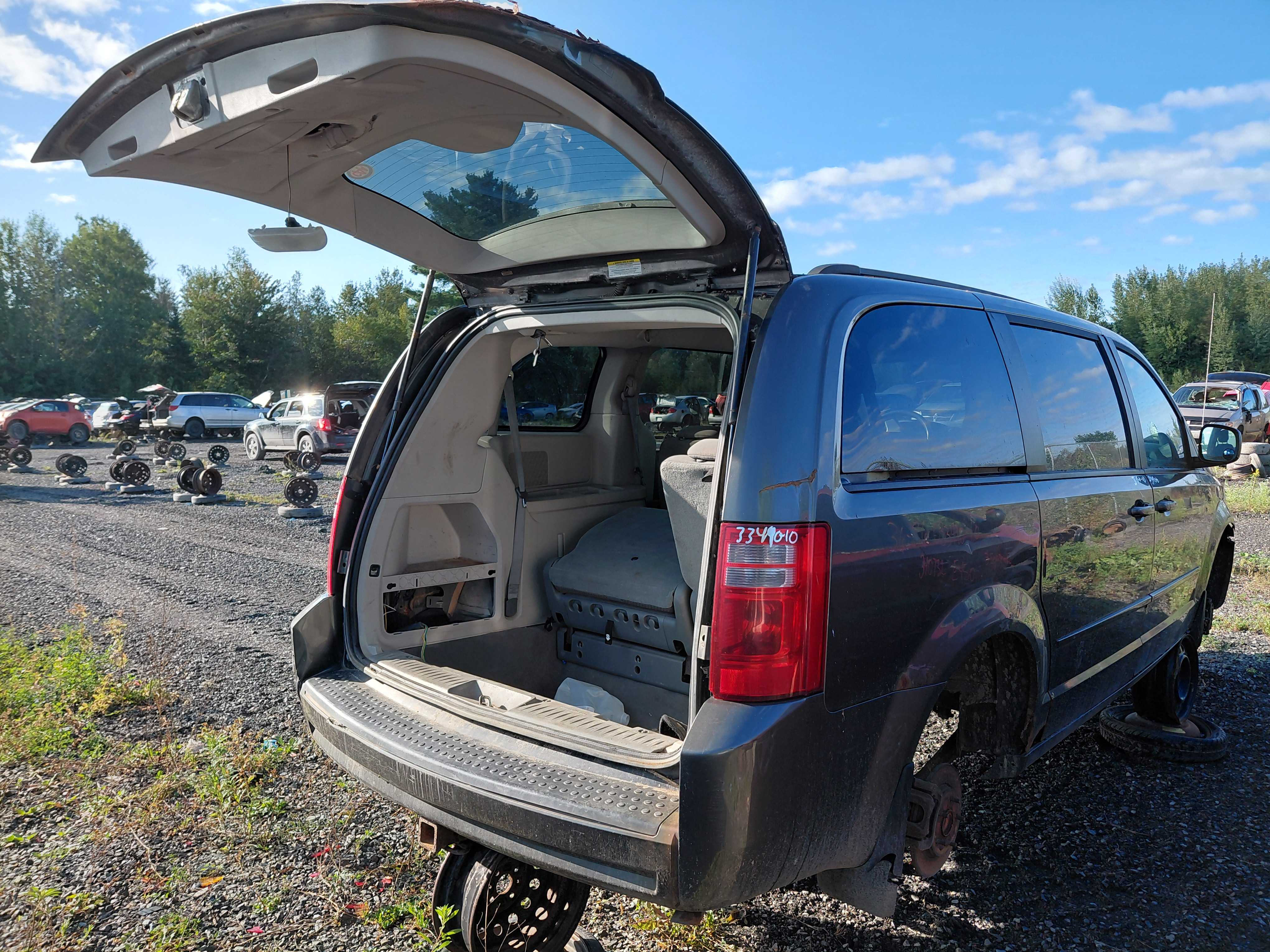 DODGE GRAND CARAVAN 2010