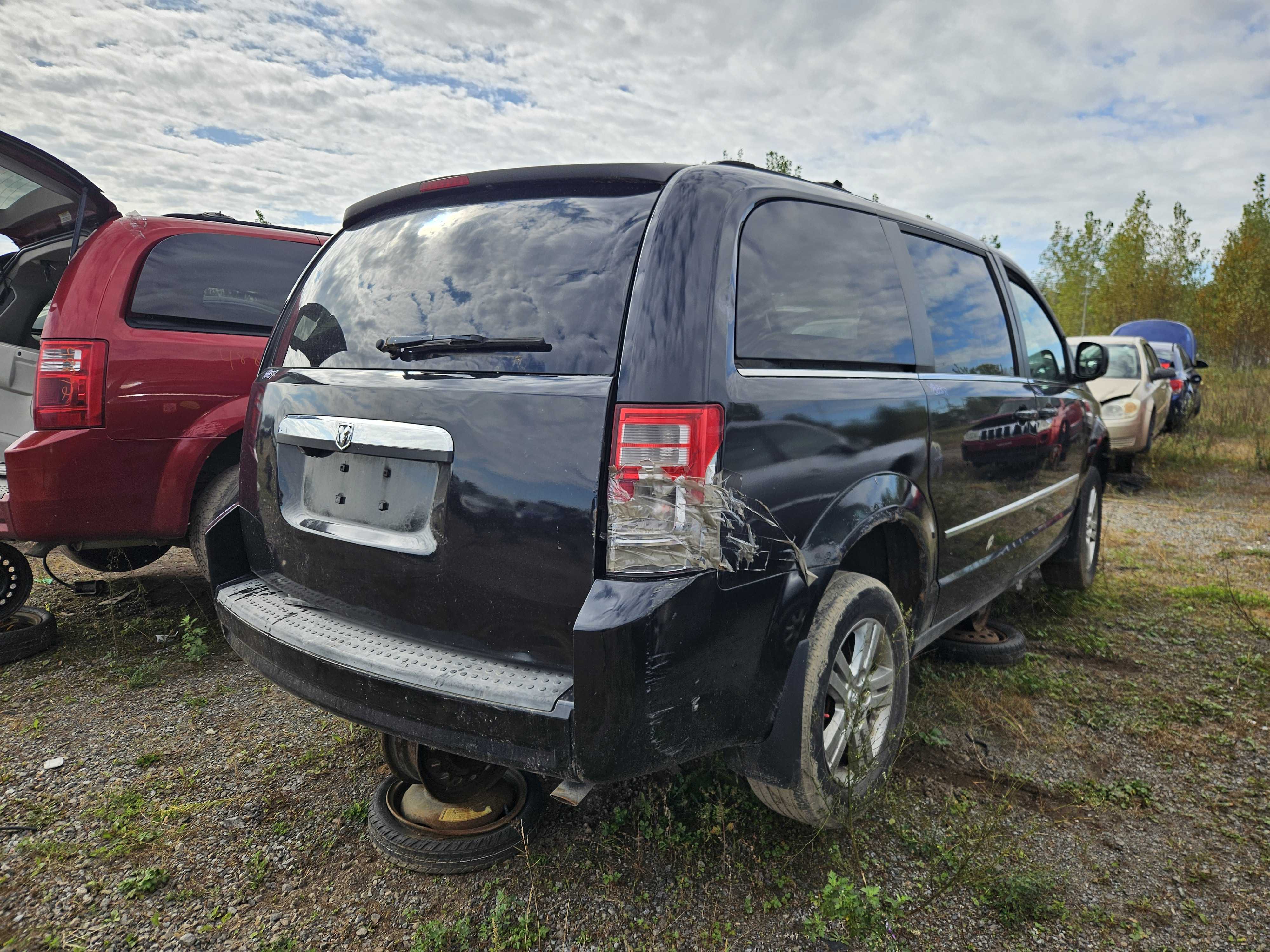 DODGE GRAND CARAVAN 2010