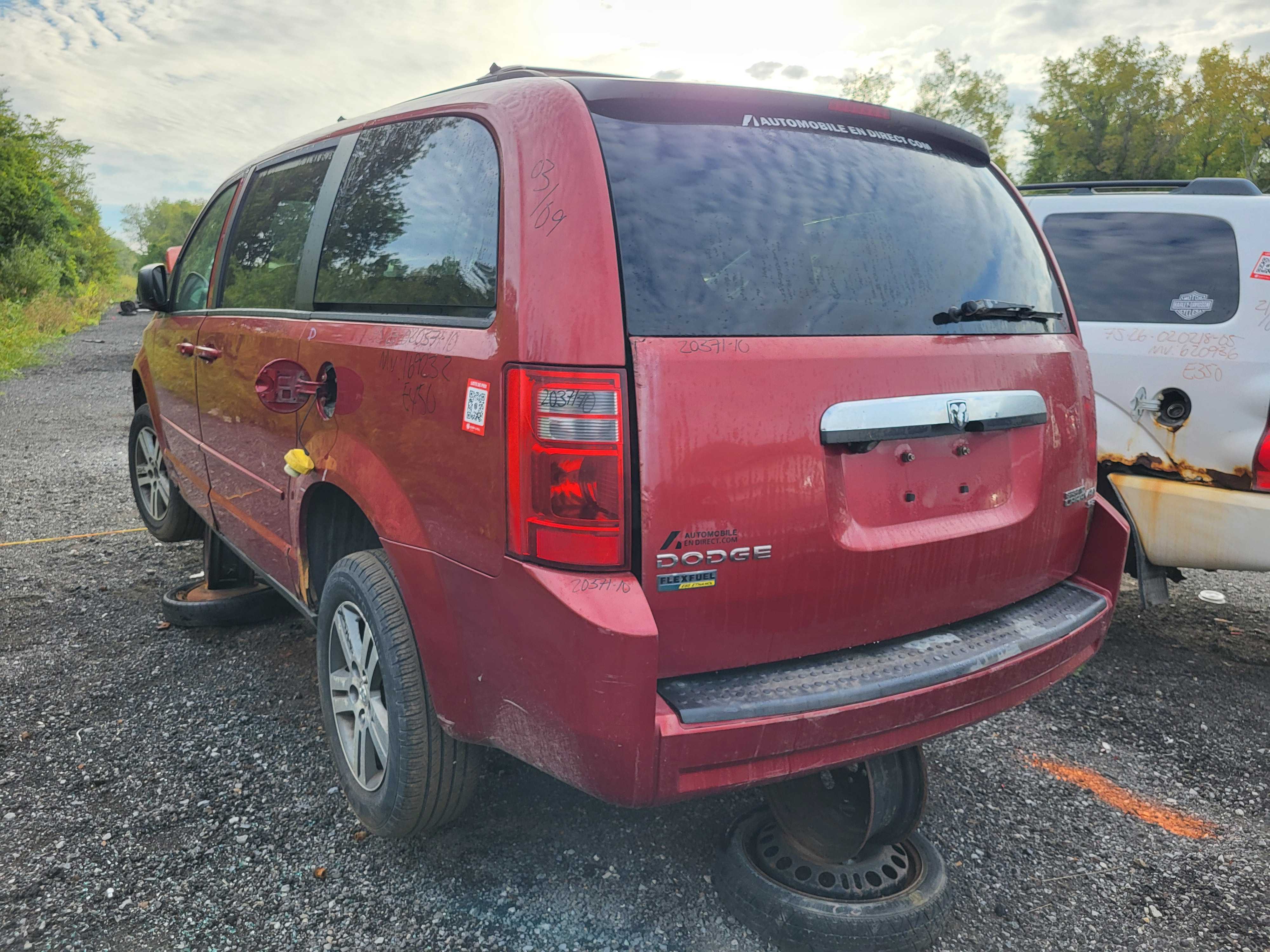DODGE GRAND CARAVAN 2010