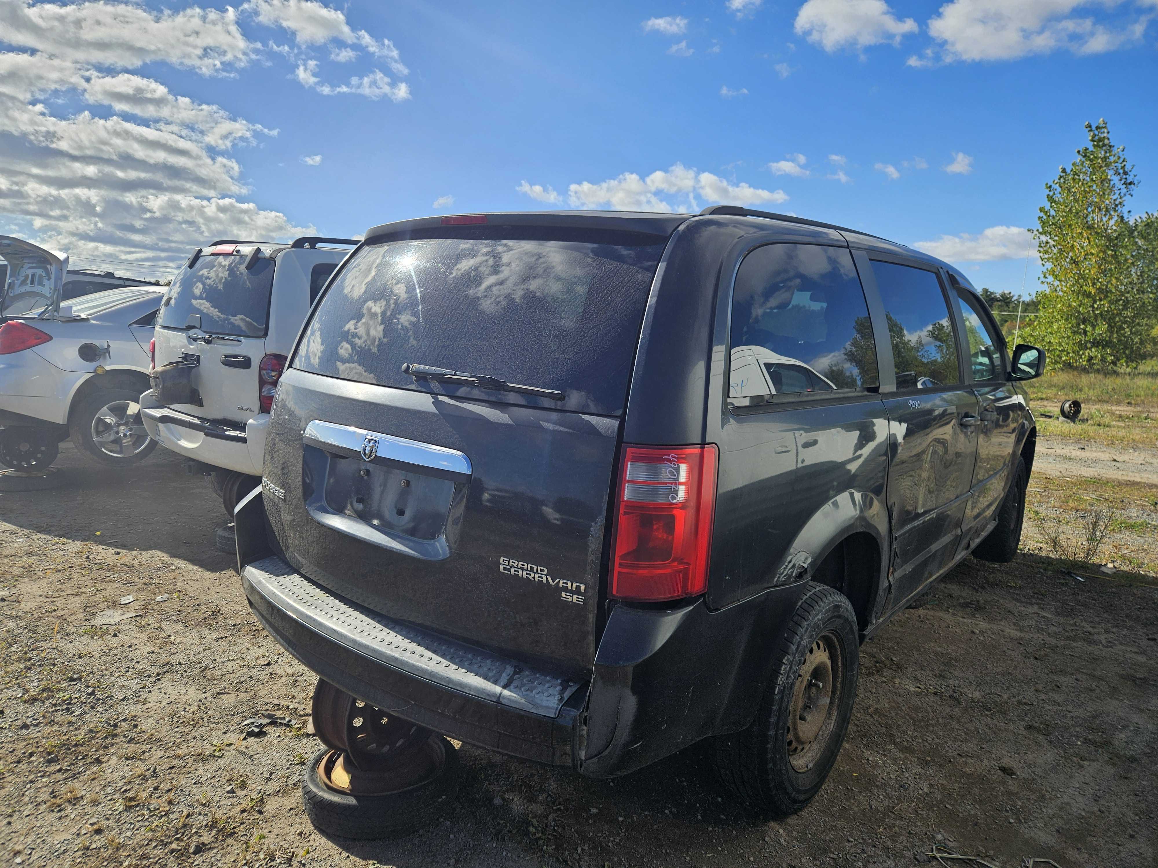 DODGE GRAND CARAVAN 2010