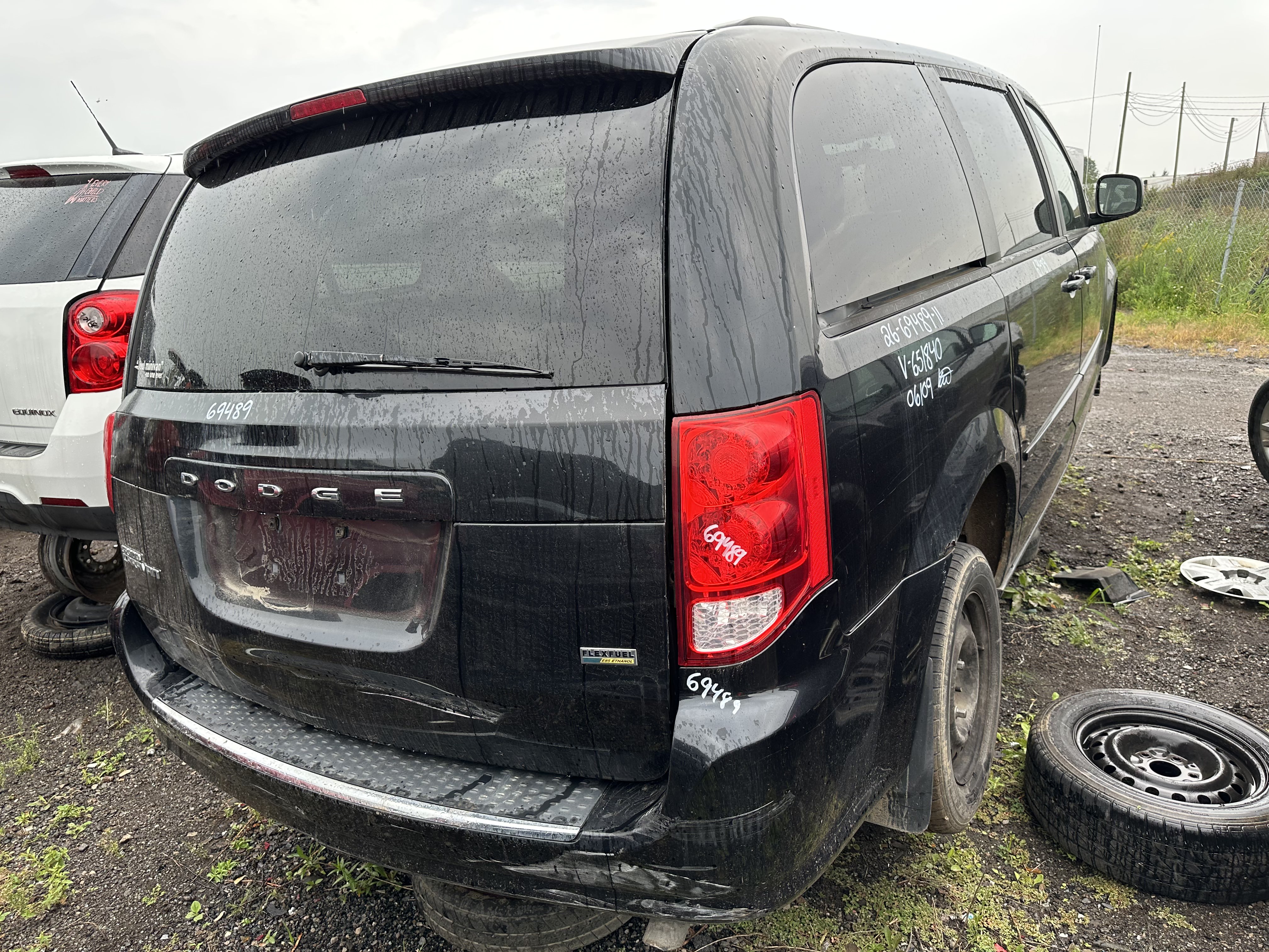 DODGE GRAND CARAVAN 2011