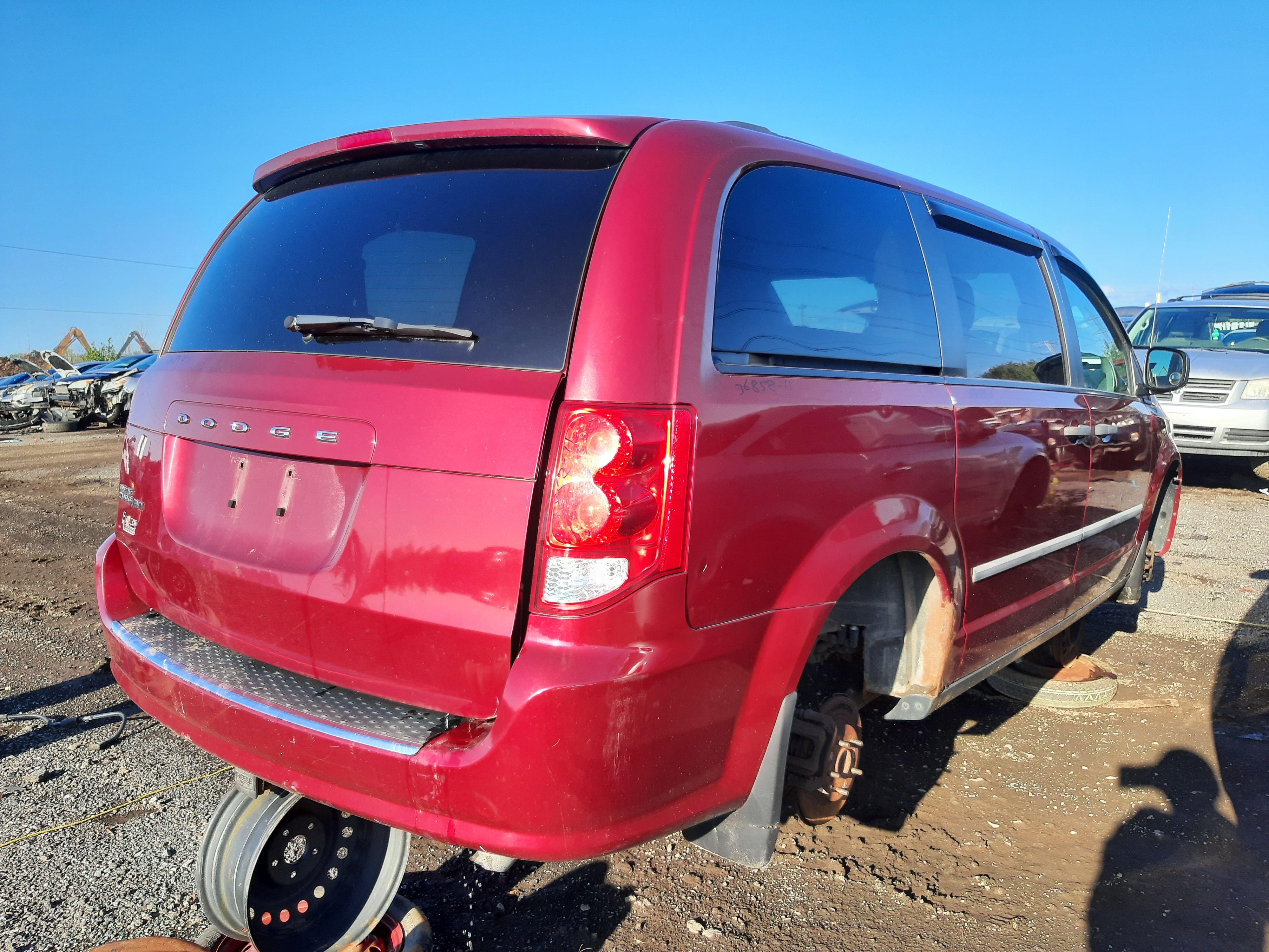 DODGE GRAND CARAVAN 2011