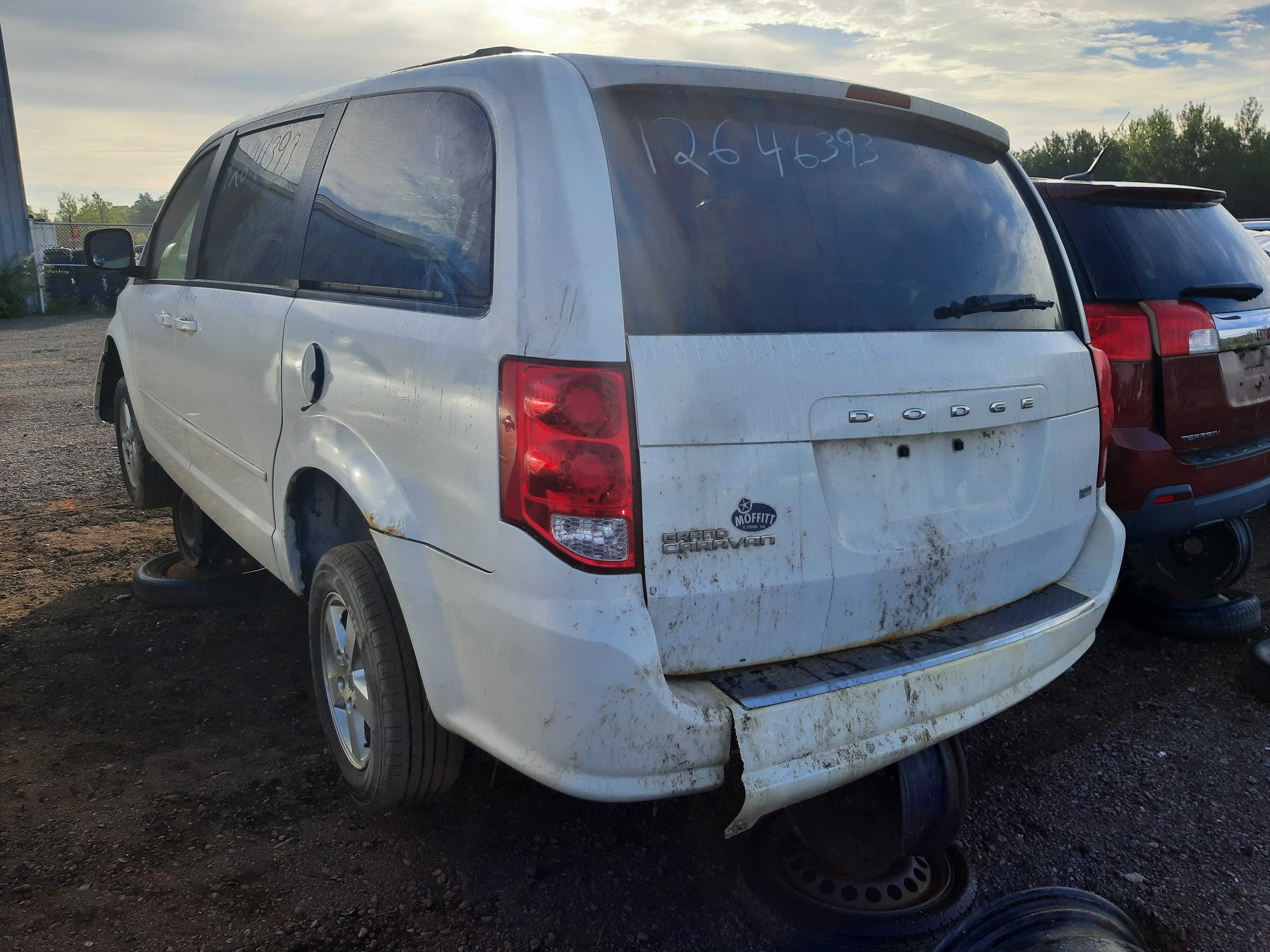 DODGE GRAND CARAVAN 2012