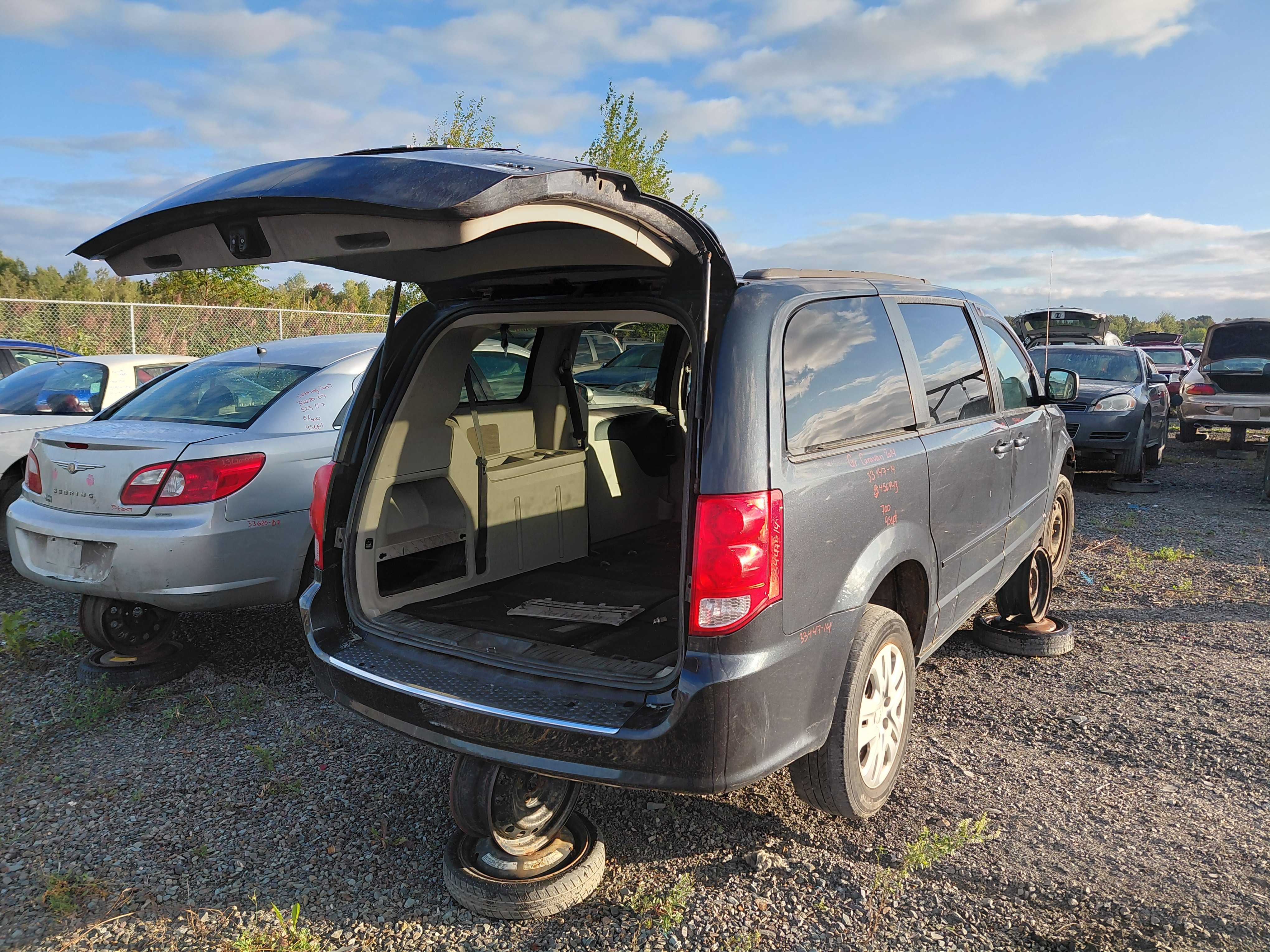 DODGE GRAND CARAVAN 2014