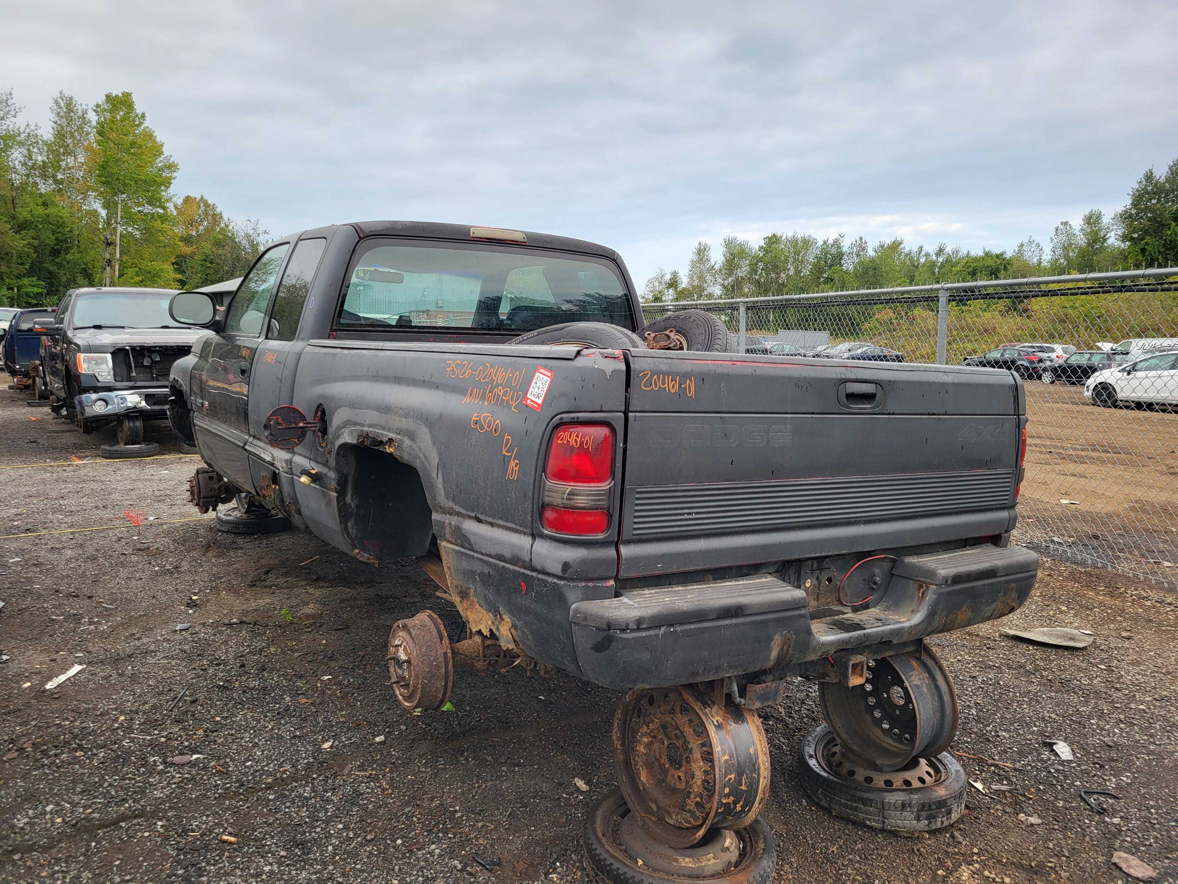 DODGE RAM 1500 2001