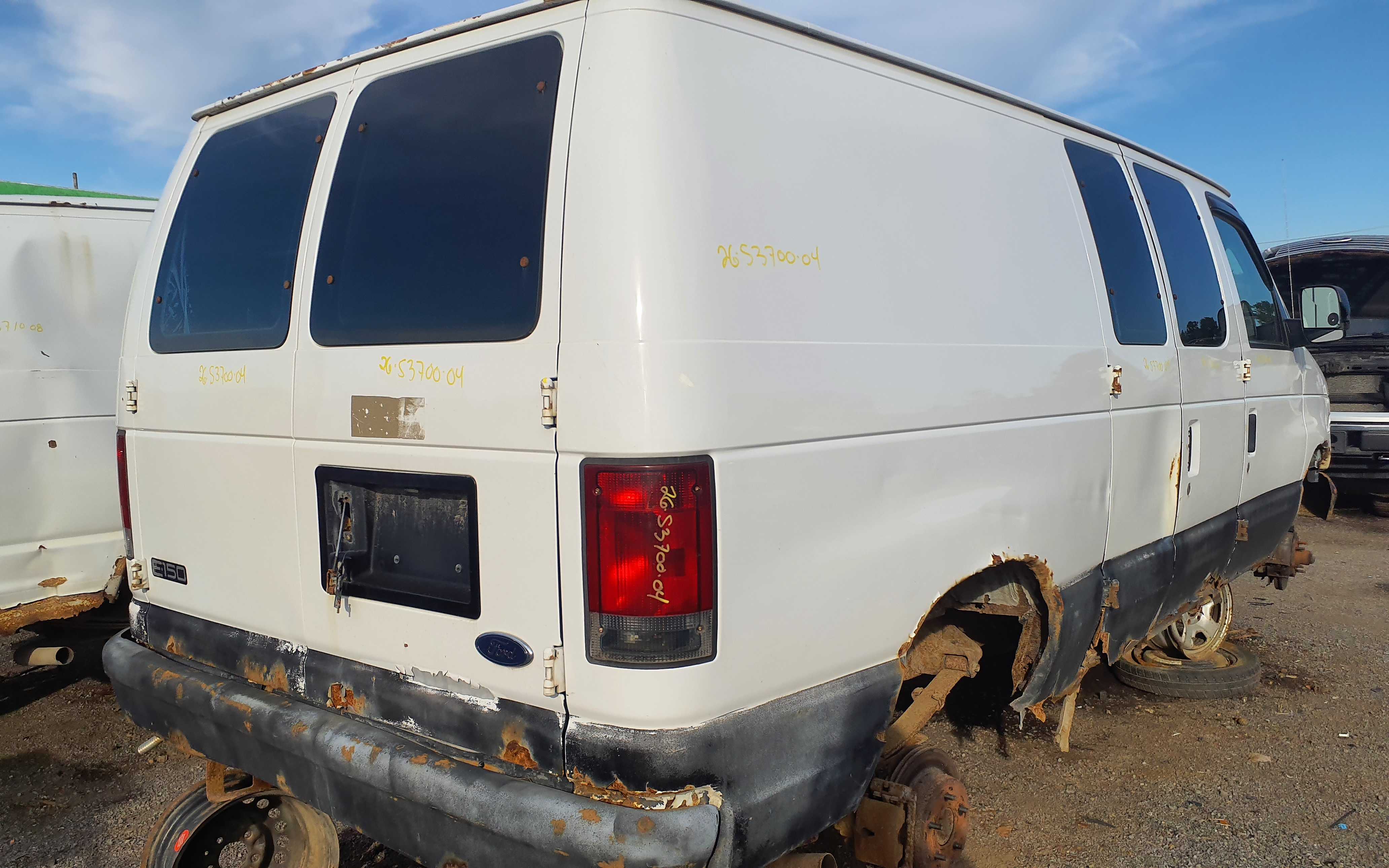 FORD ECONOLINE 2004