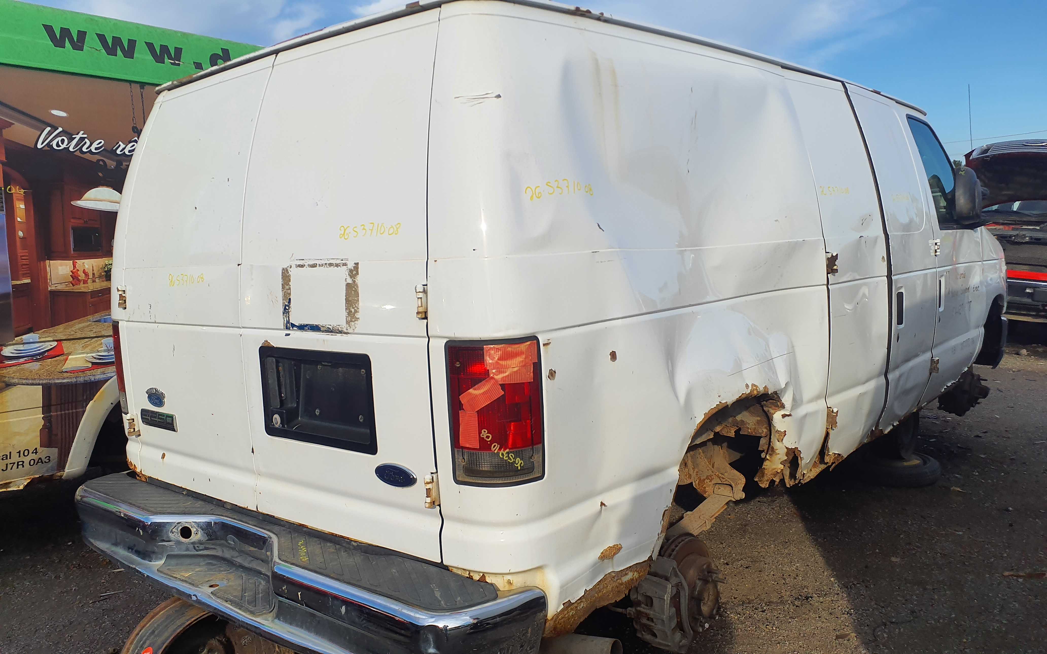 FORD ECONOLINE 2008